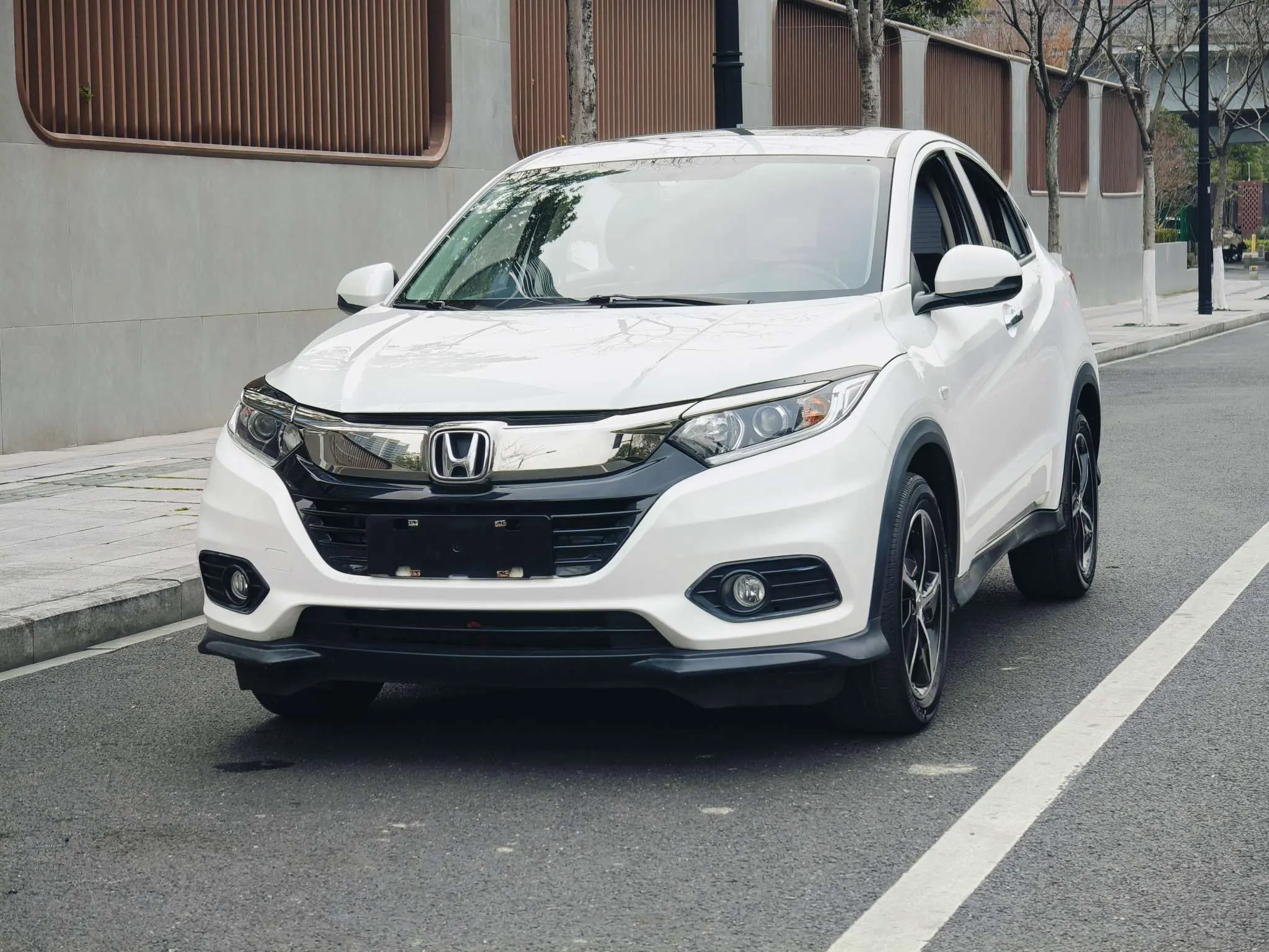 Honda Vezel (Binzhi)  из Китая