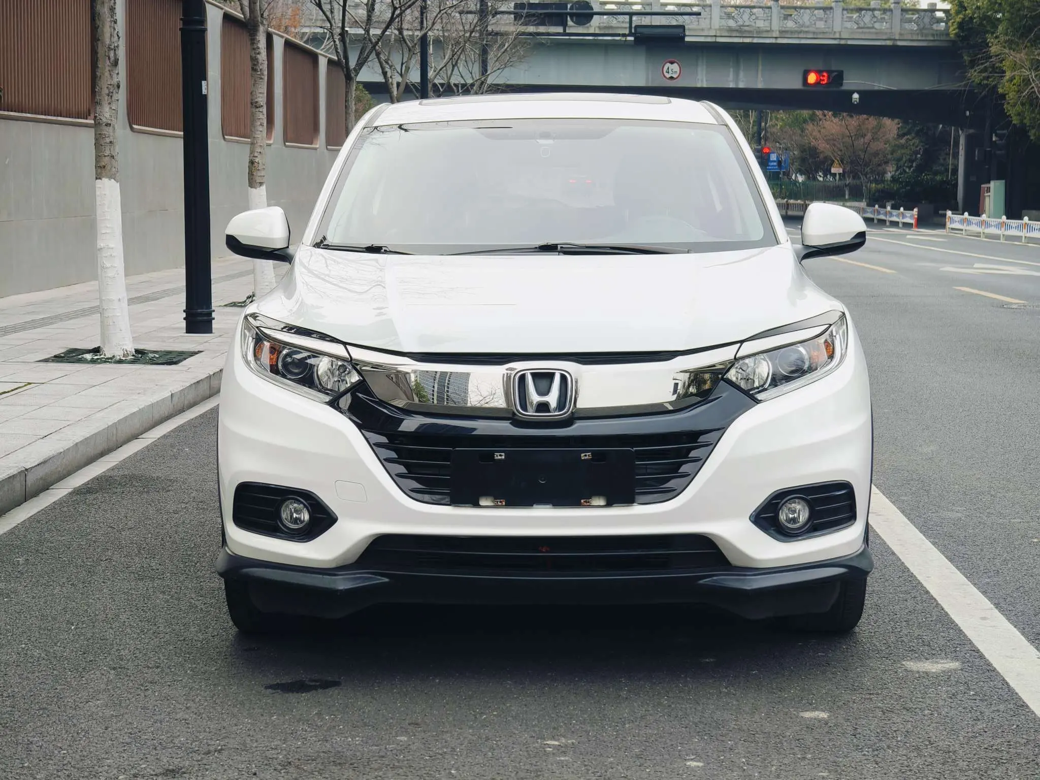 Honda Vezel (Binzhi)  из Китая