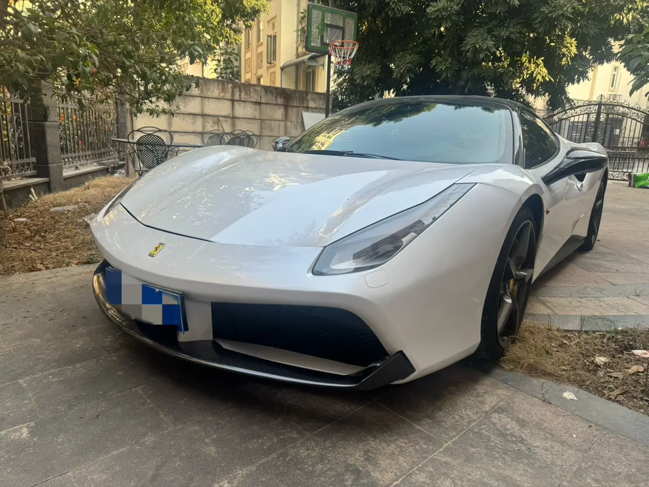 Ferrari 488  из Китая