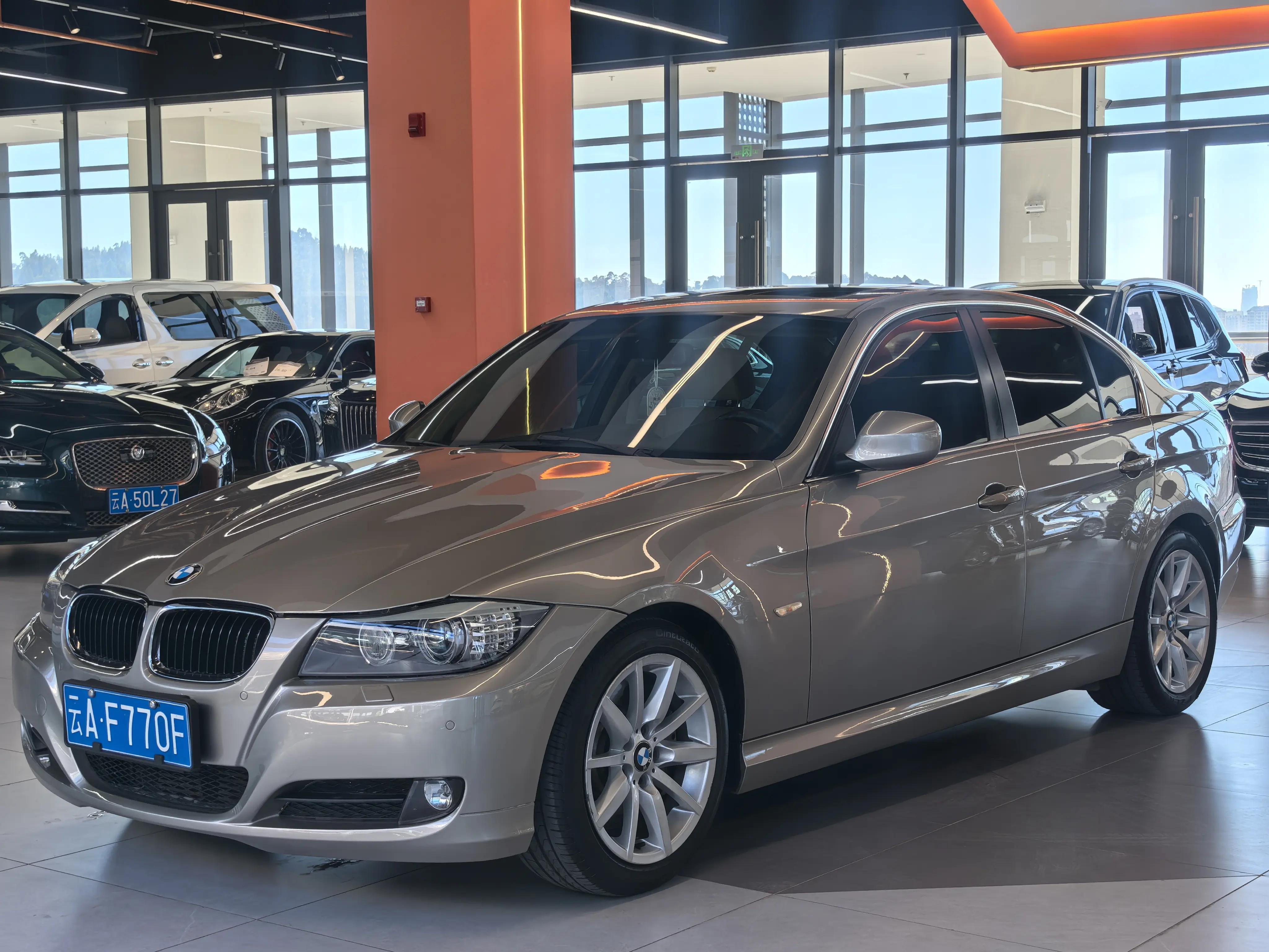BMW 3 Series  из Китая