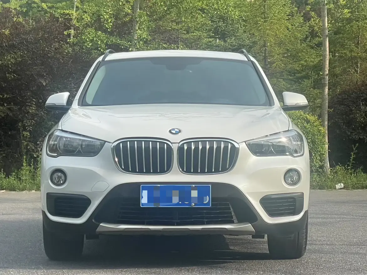 BMW X1  из Китая
