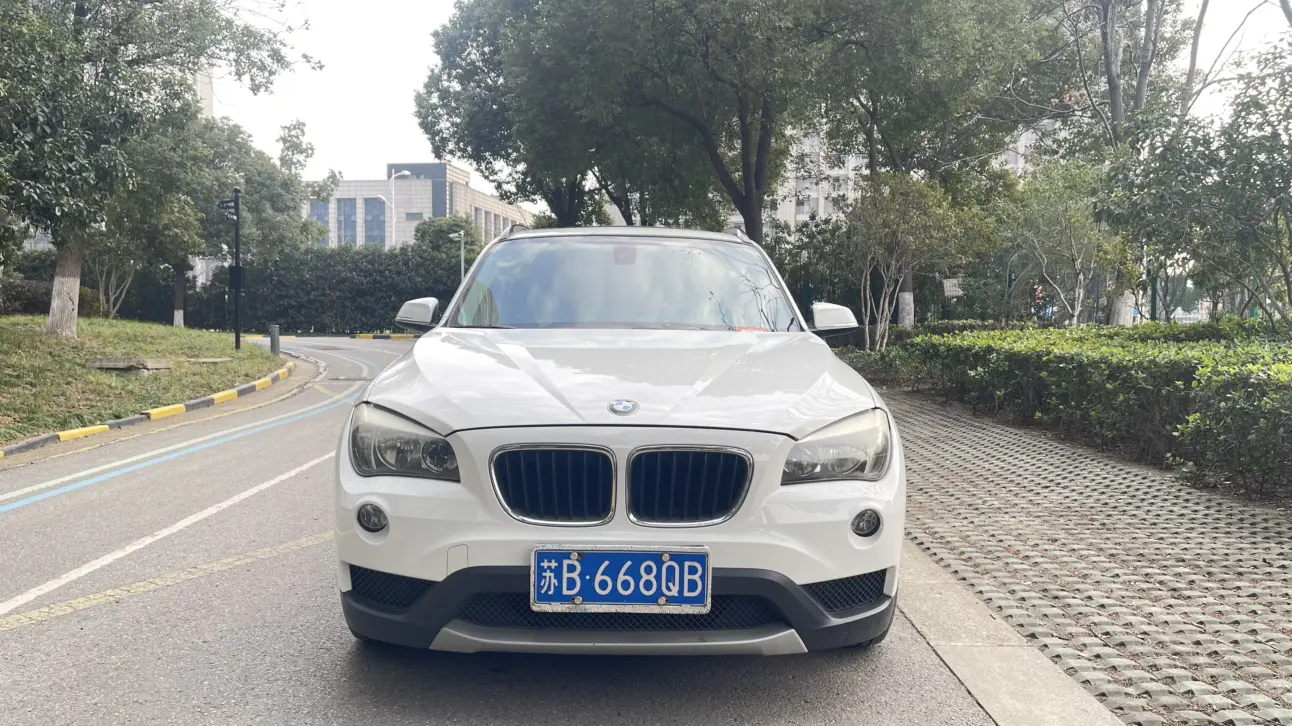 BMW X1  из Китая