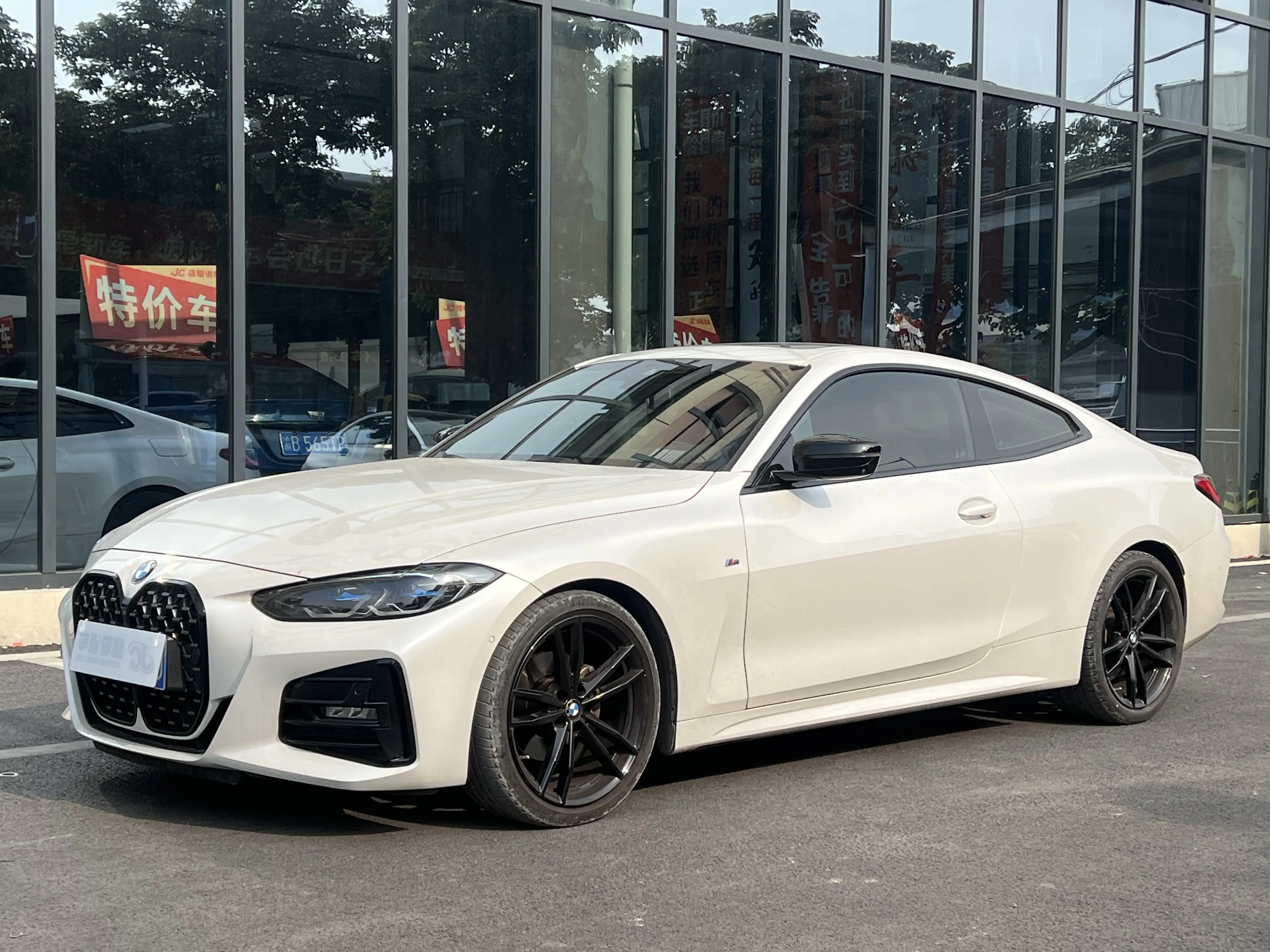 BMW 4 Series  из Китая