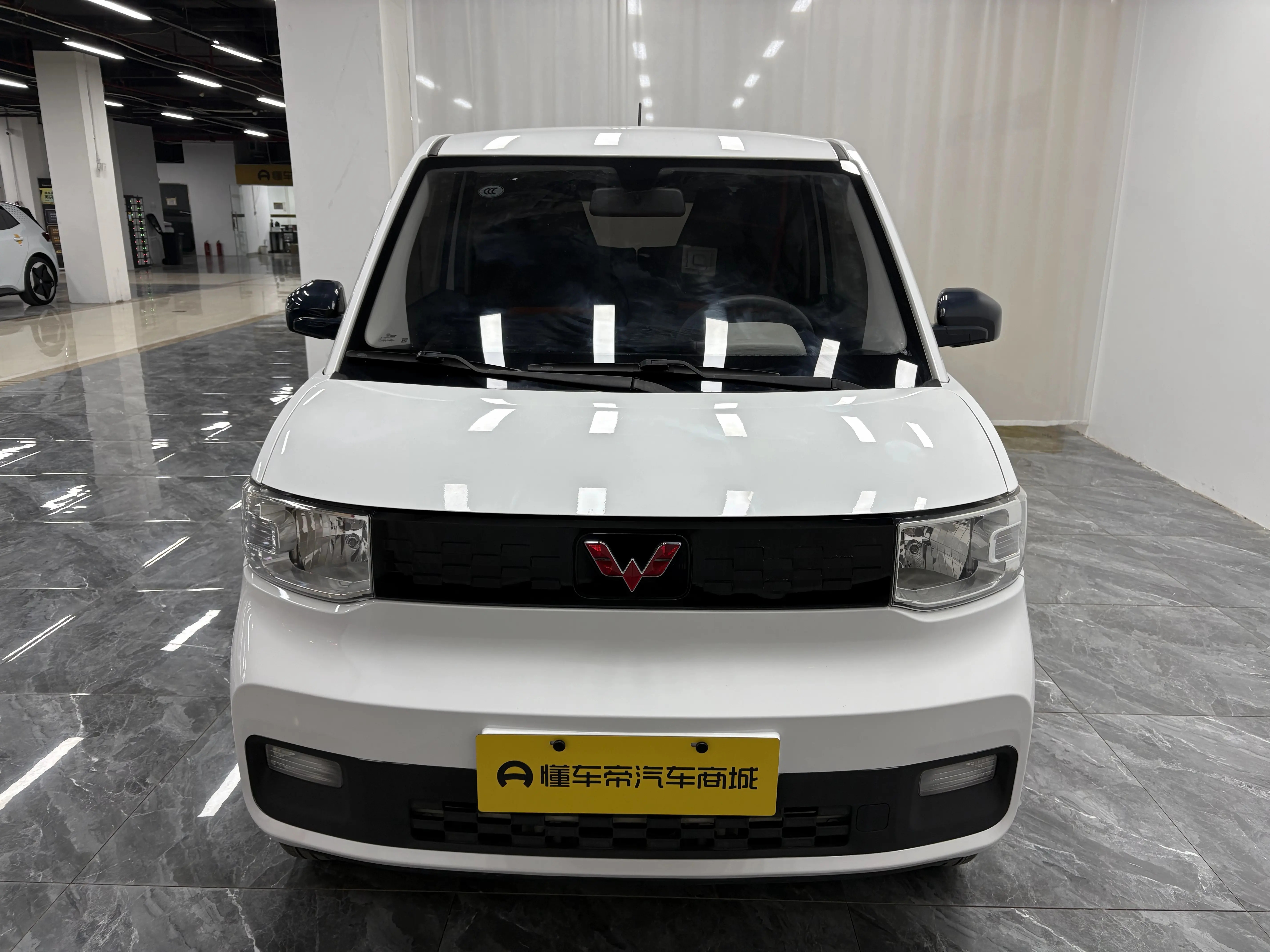 Wuling Hongguang MINIEV  из Китая