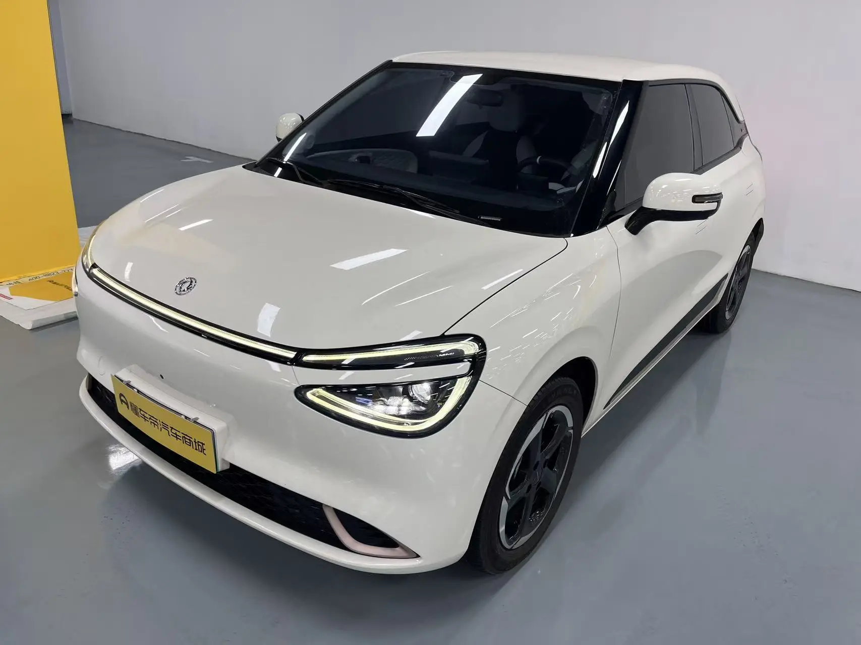 Dongfeng Nano 01  из Китая