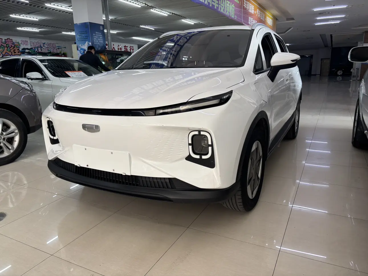 Geely Geometry E Firefly  из Китая