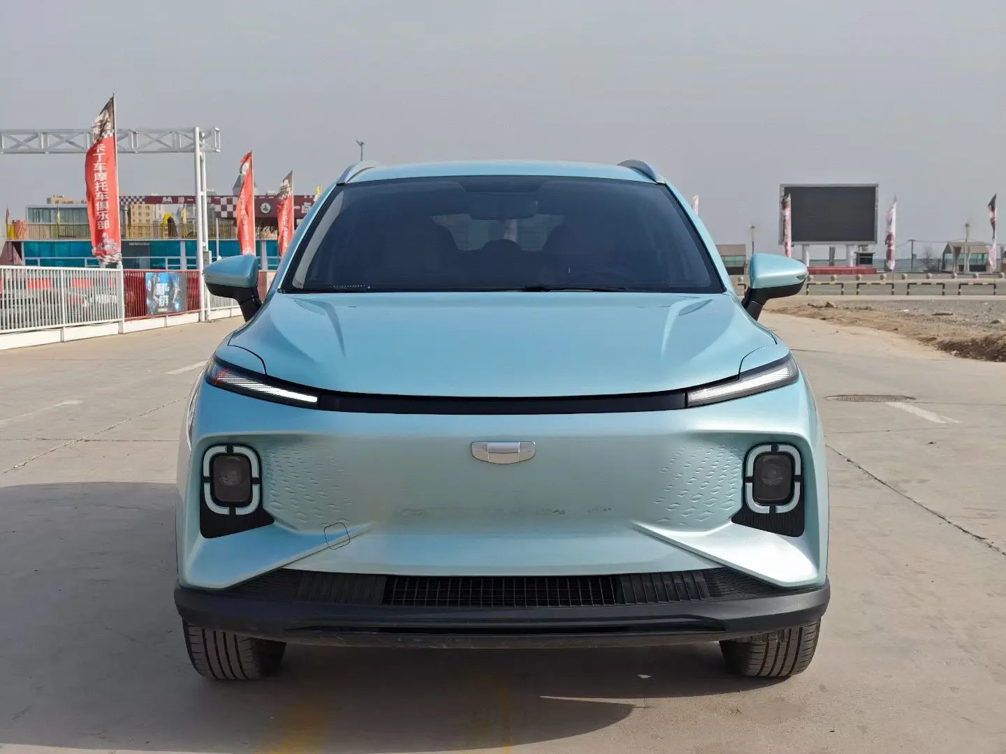 Geely Geometry E Firefly  из Китая