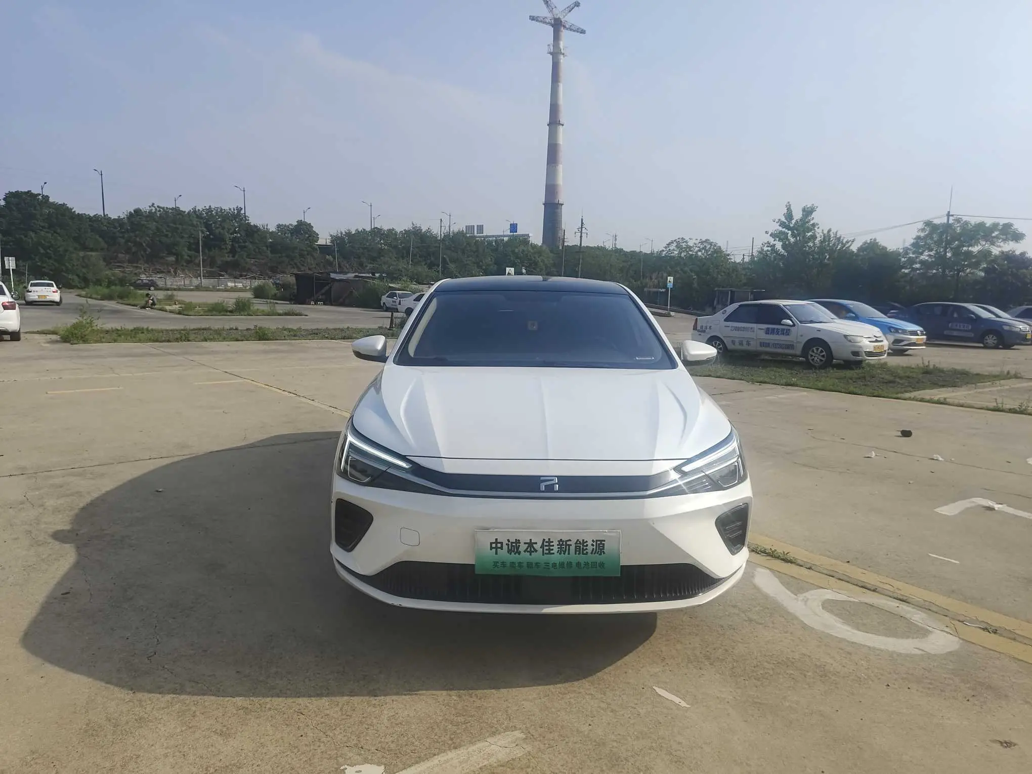 Rising Auto Feifan ER6  из Китая