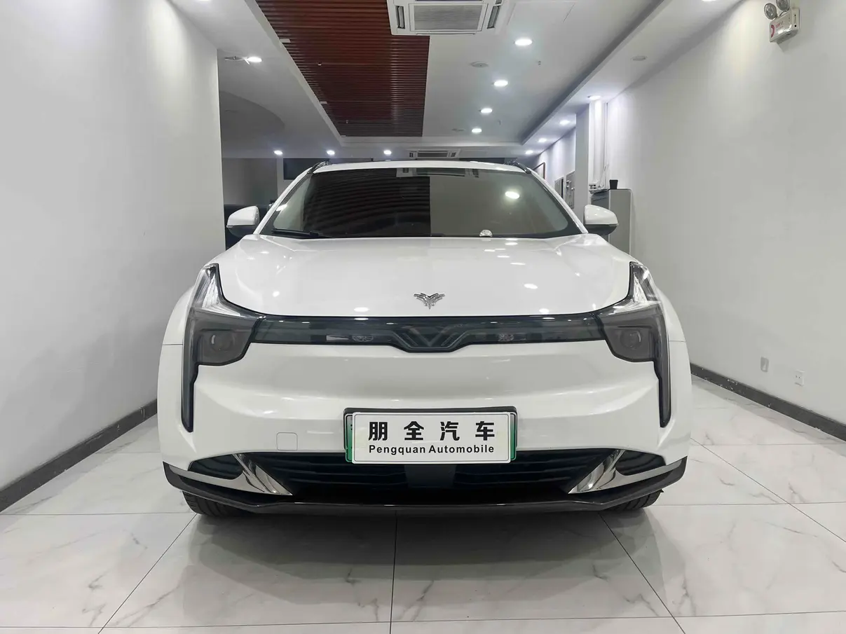 NETA NezhaU  из Китая