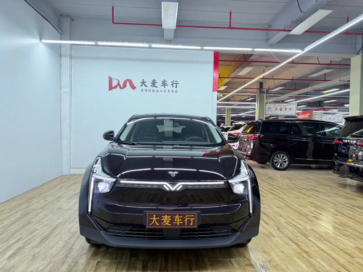 NETA NezhaU  из Китая