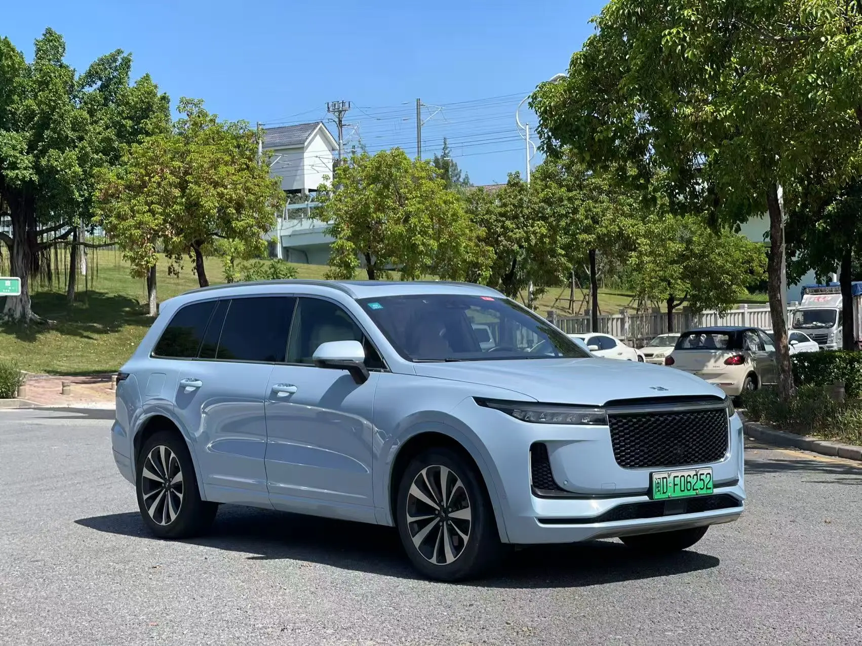Lixiang ONE