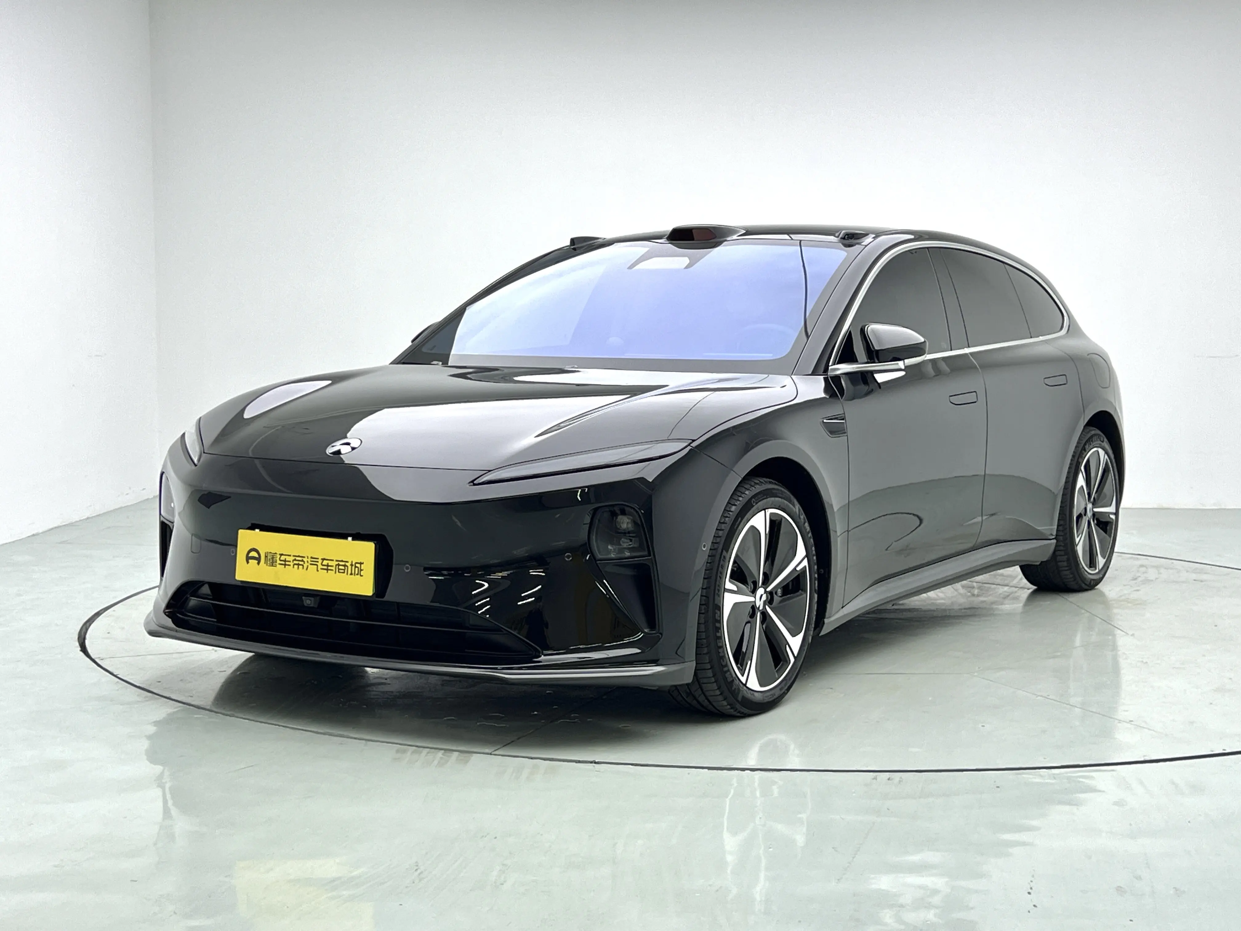 NIO ET5T  из Китая