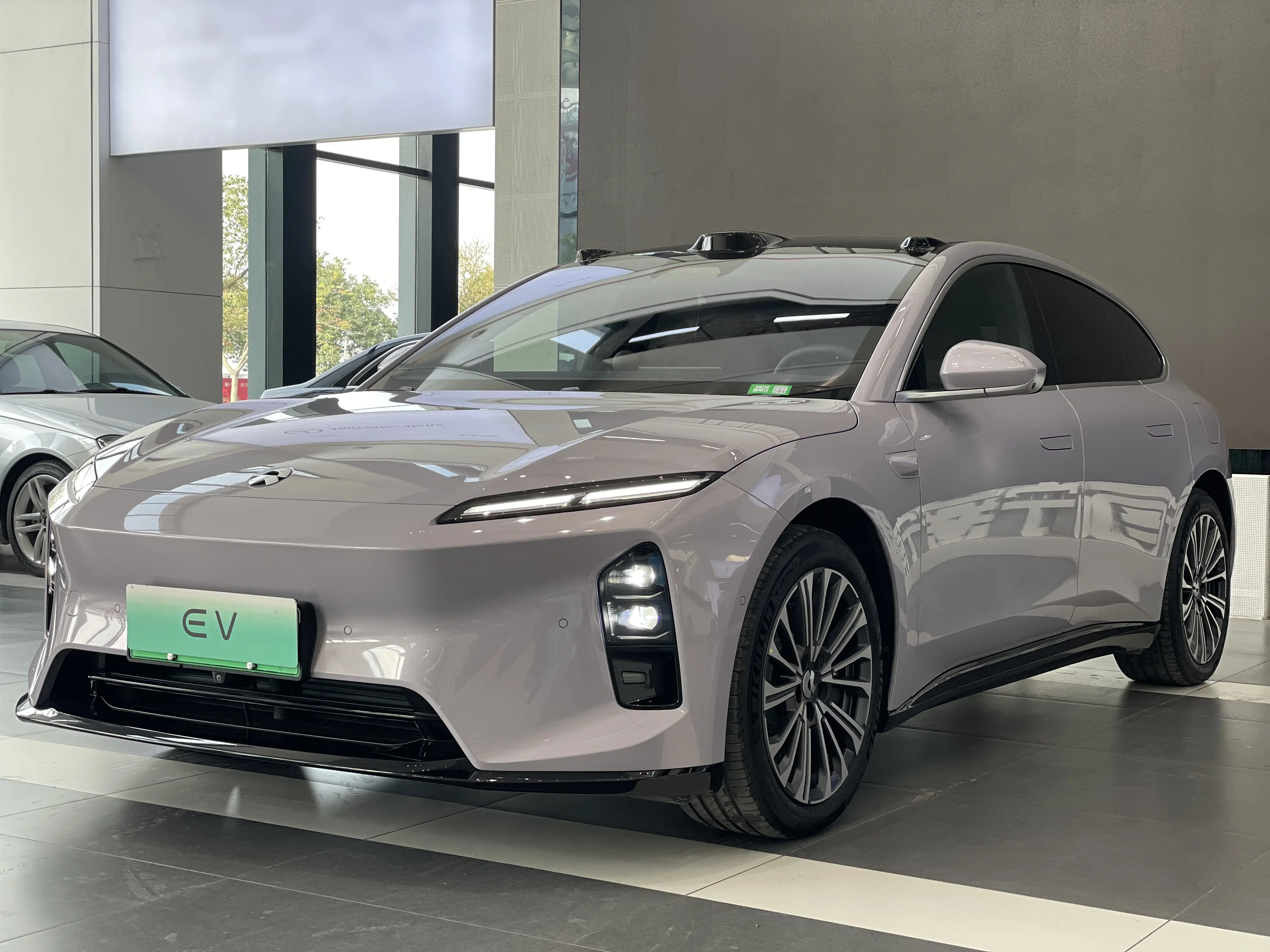 NIO ET5T  из Китая