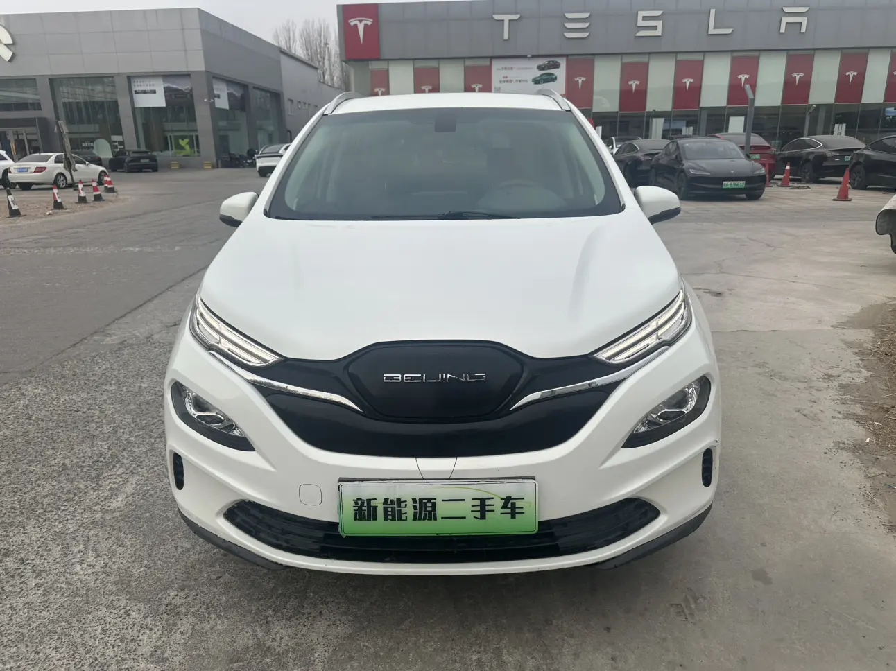 BAIC Beijing EX3  из Китая