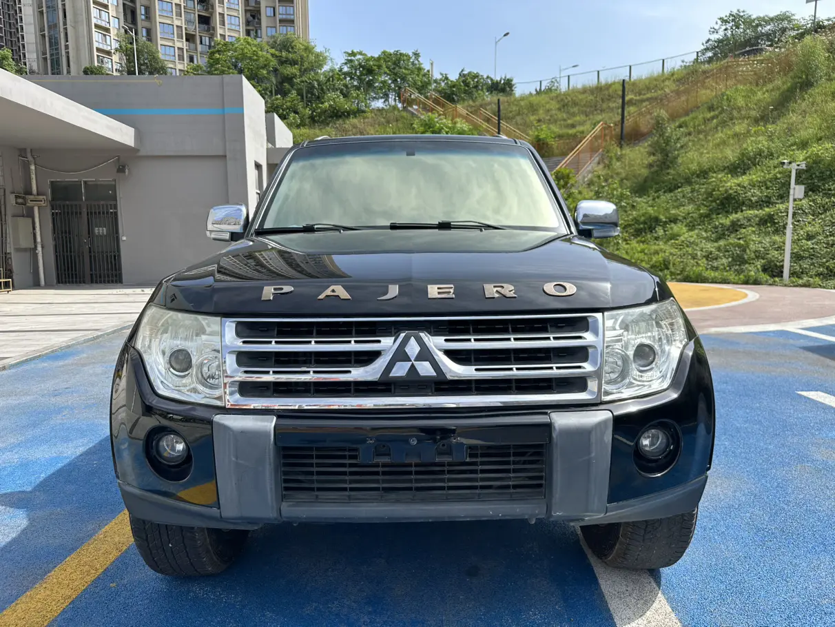 Mitsubishi Pajero  из Китая