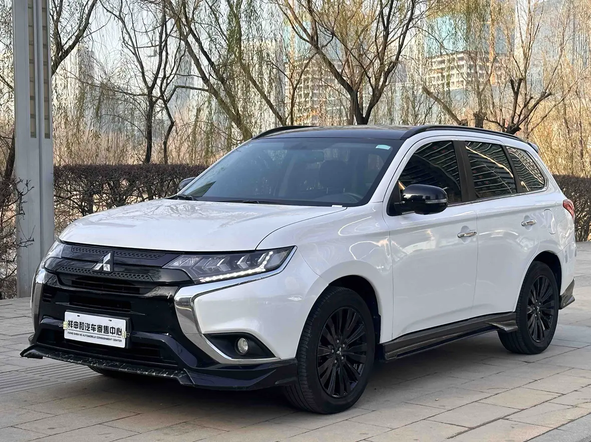 Mitsubishi Outlander  из Китая
