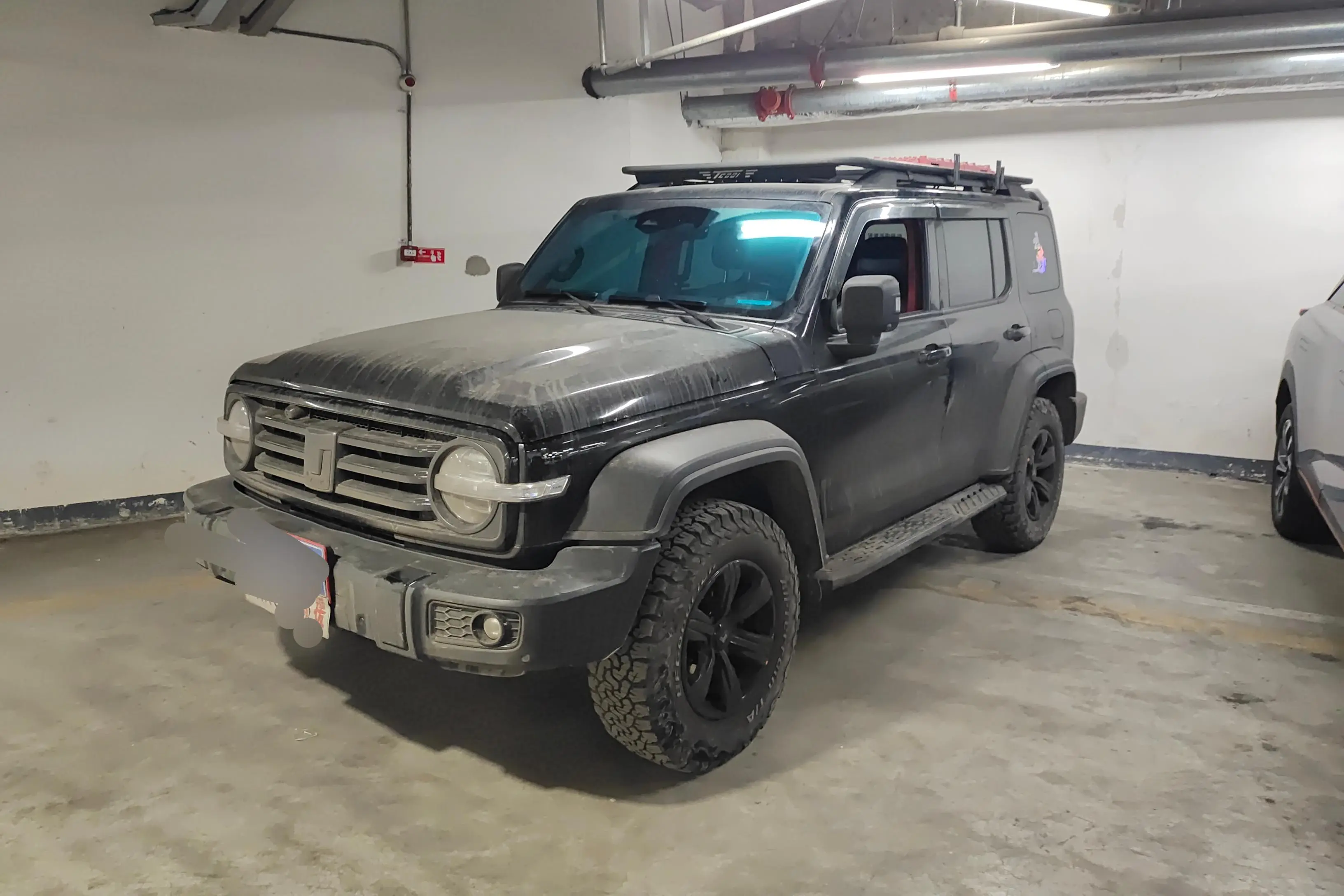 Tank 300  из Китая