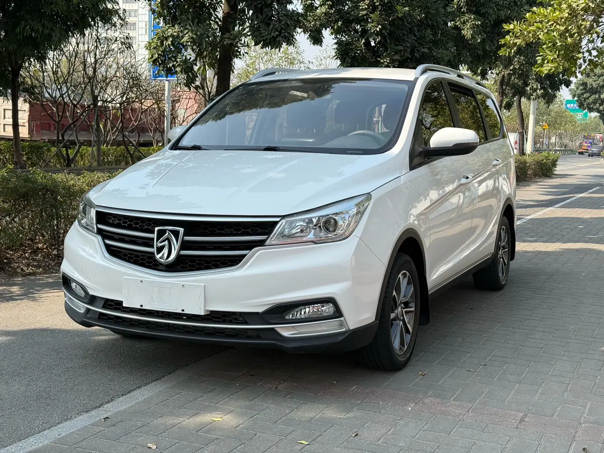 Baojun 730  из Китая