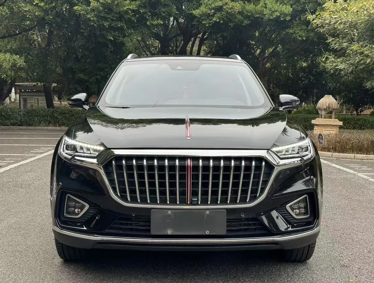 Hongqi HS5  из Китая