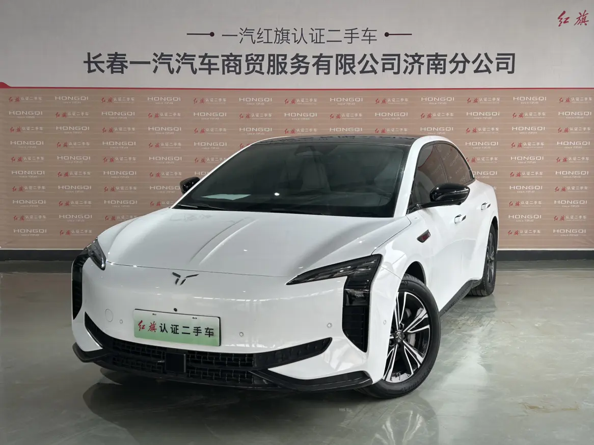 Hongqi EH7  из Китая