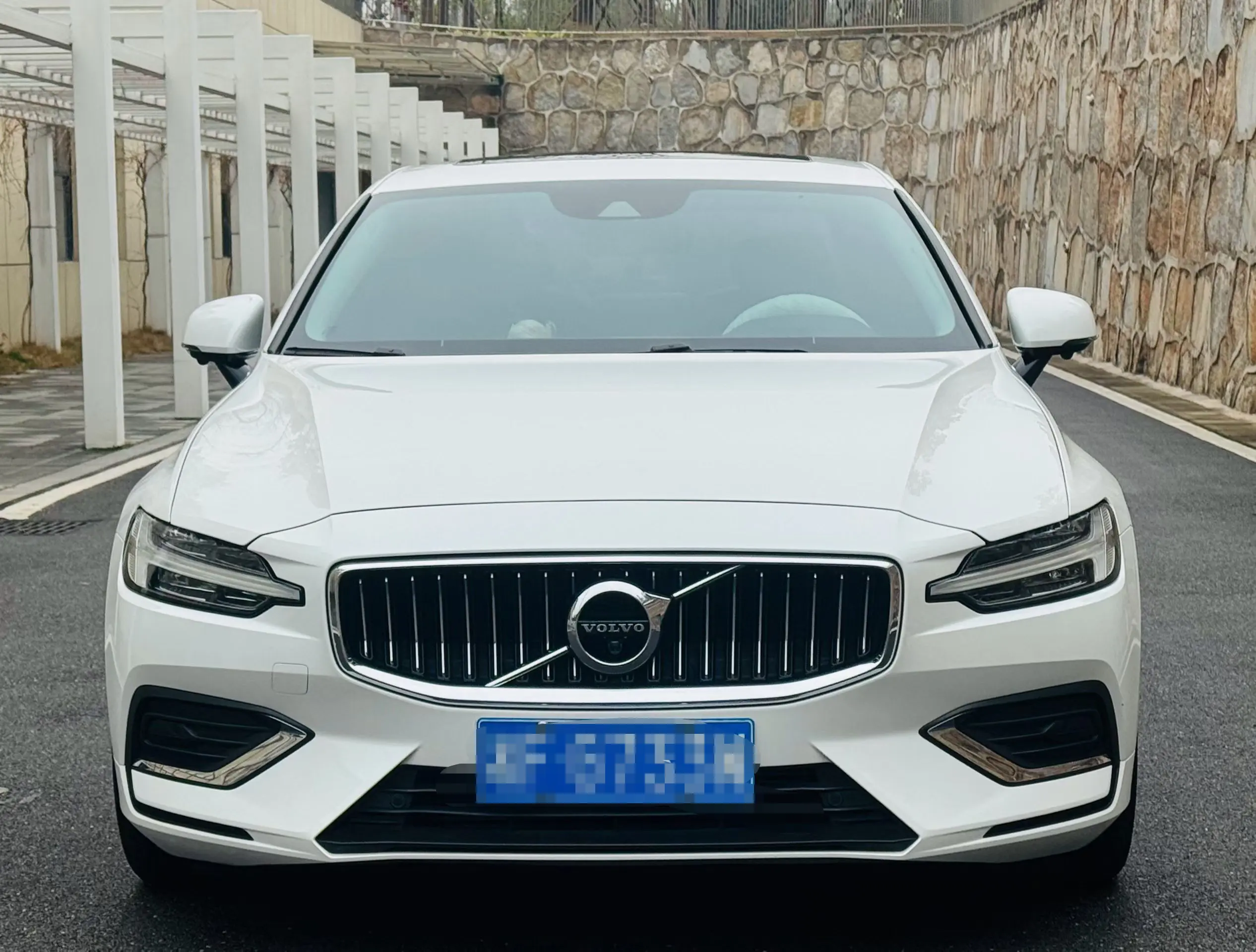 Volvo S60  из Китая