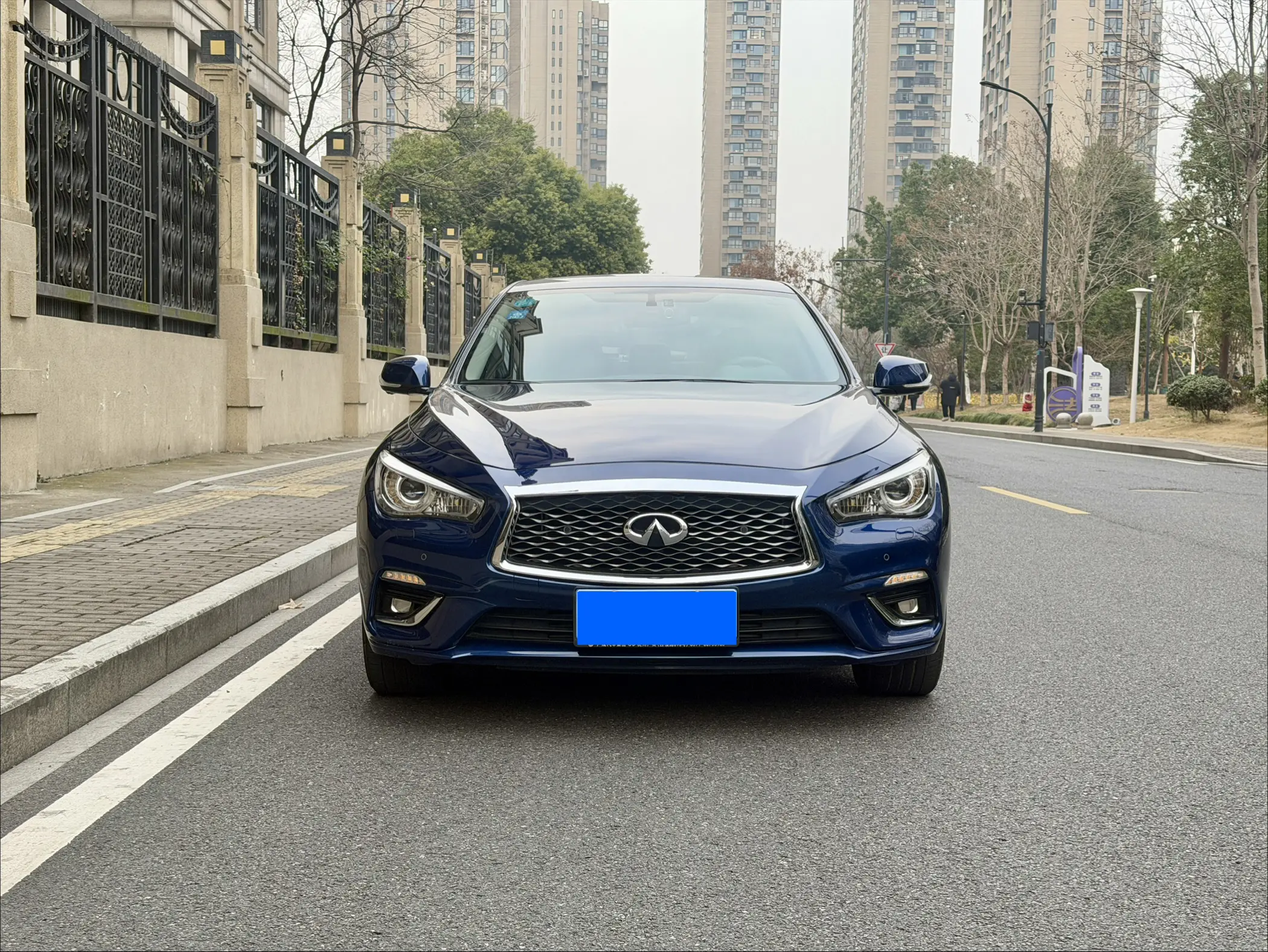 Infiniti Q50L  из Китая