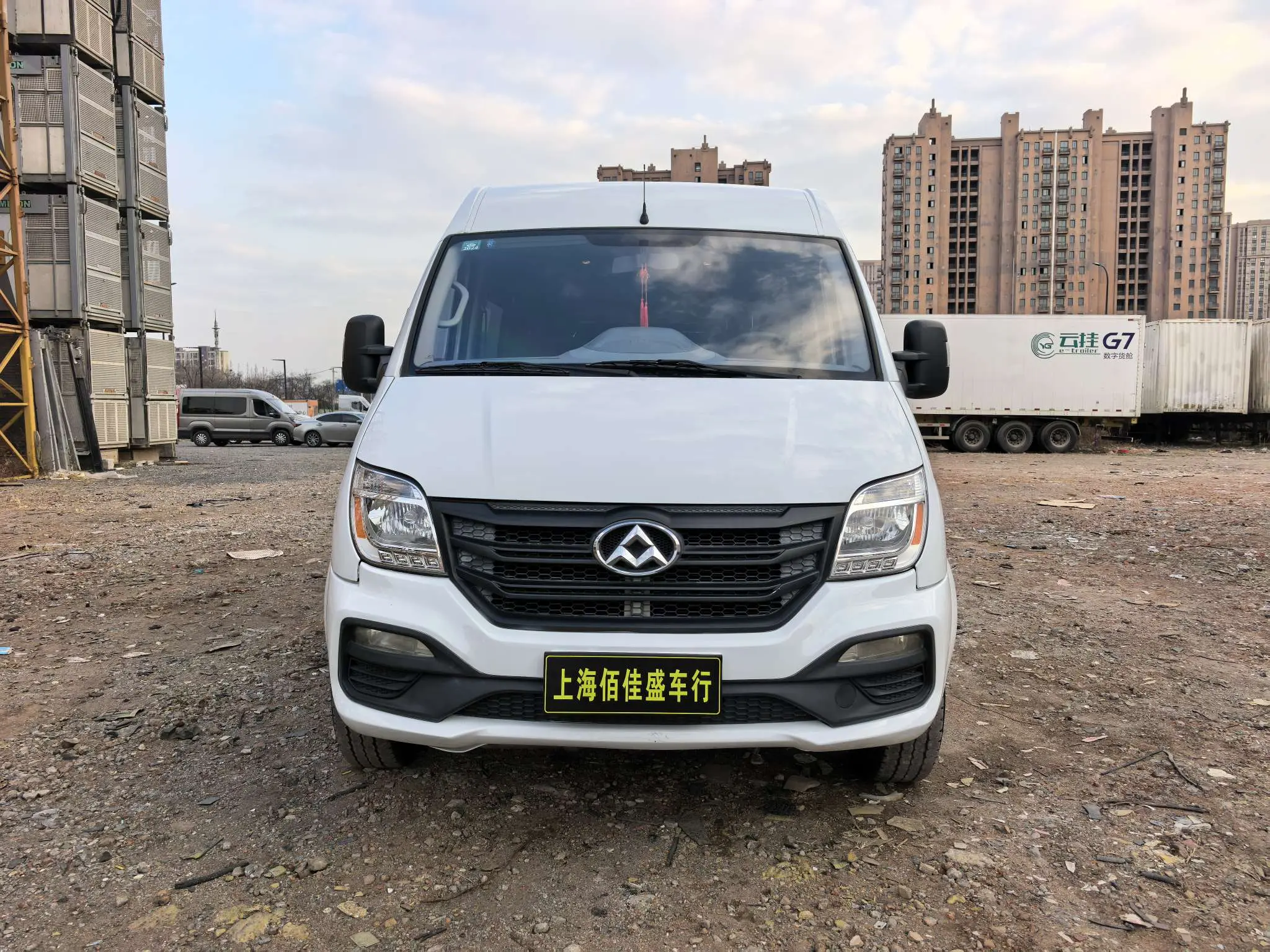 Datong Xintu V80  из Китая
