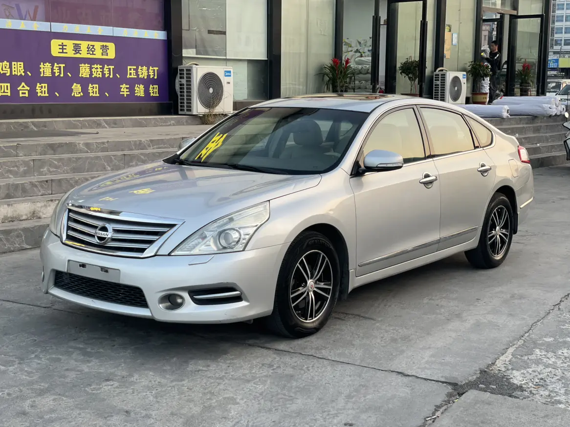 Nissan Altima (Teana)  из Китая