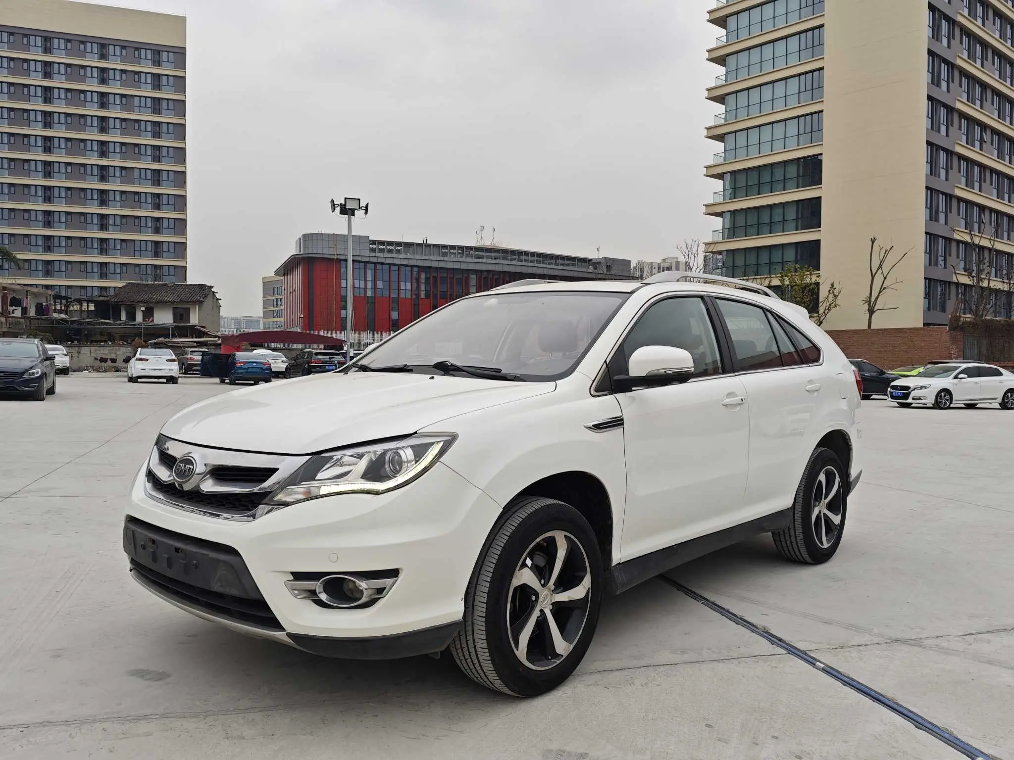 BYD S7  из Китая