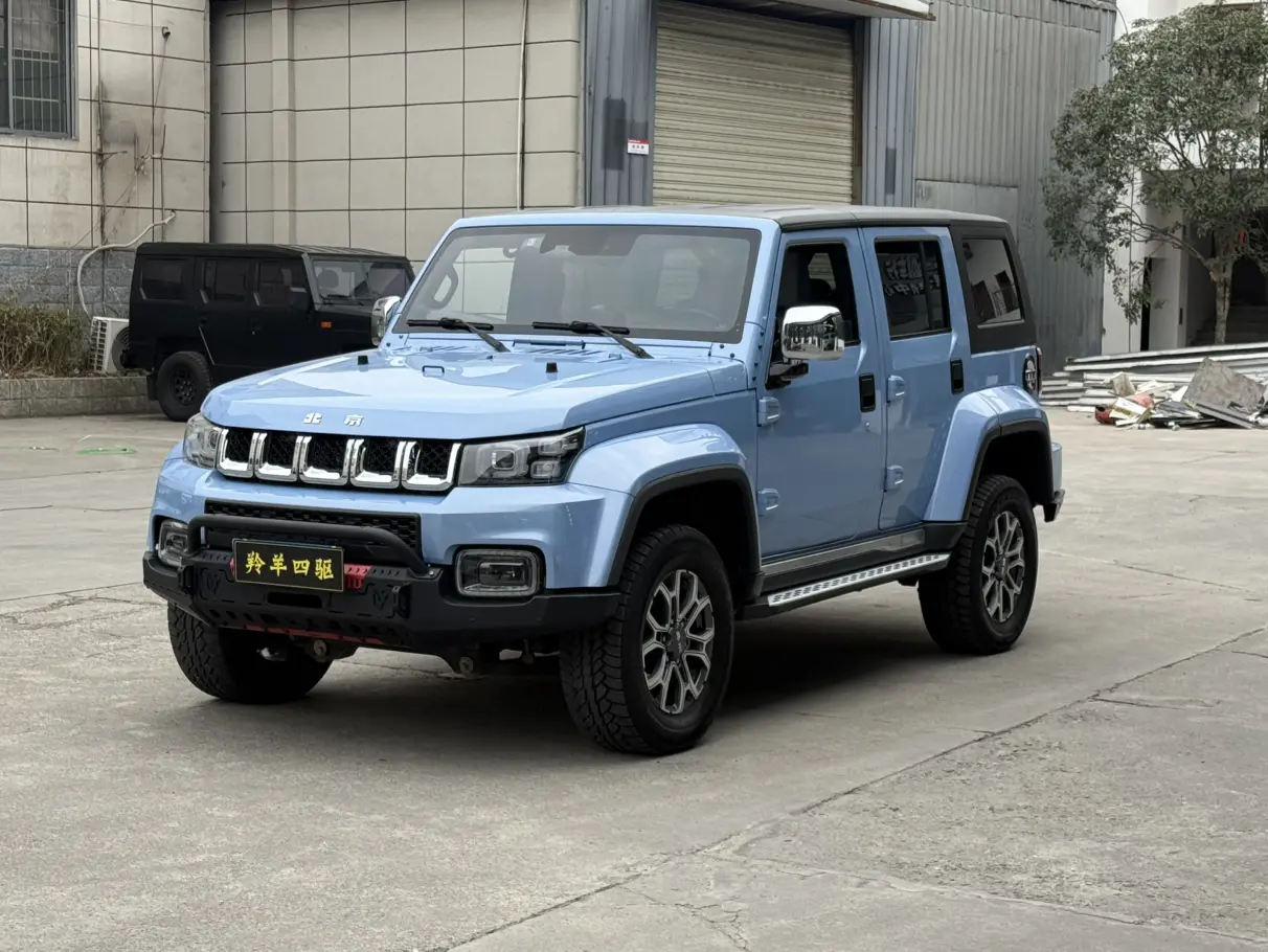 BAIC Beijing Off-road BJ40  из Китая