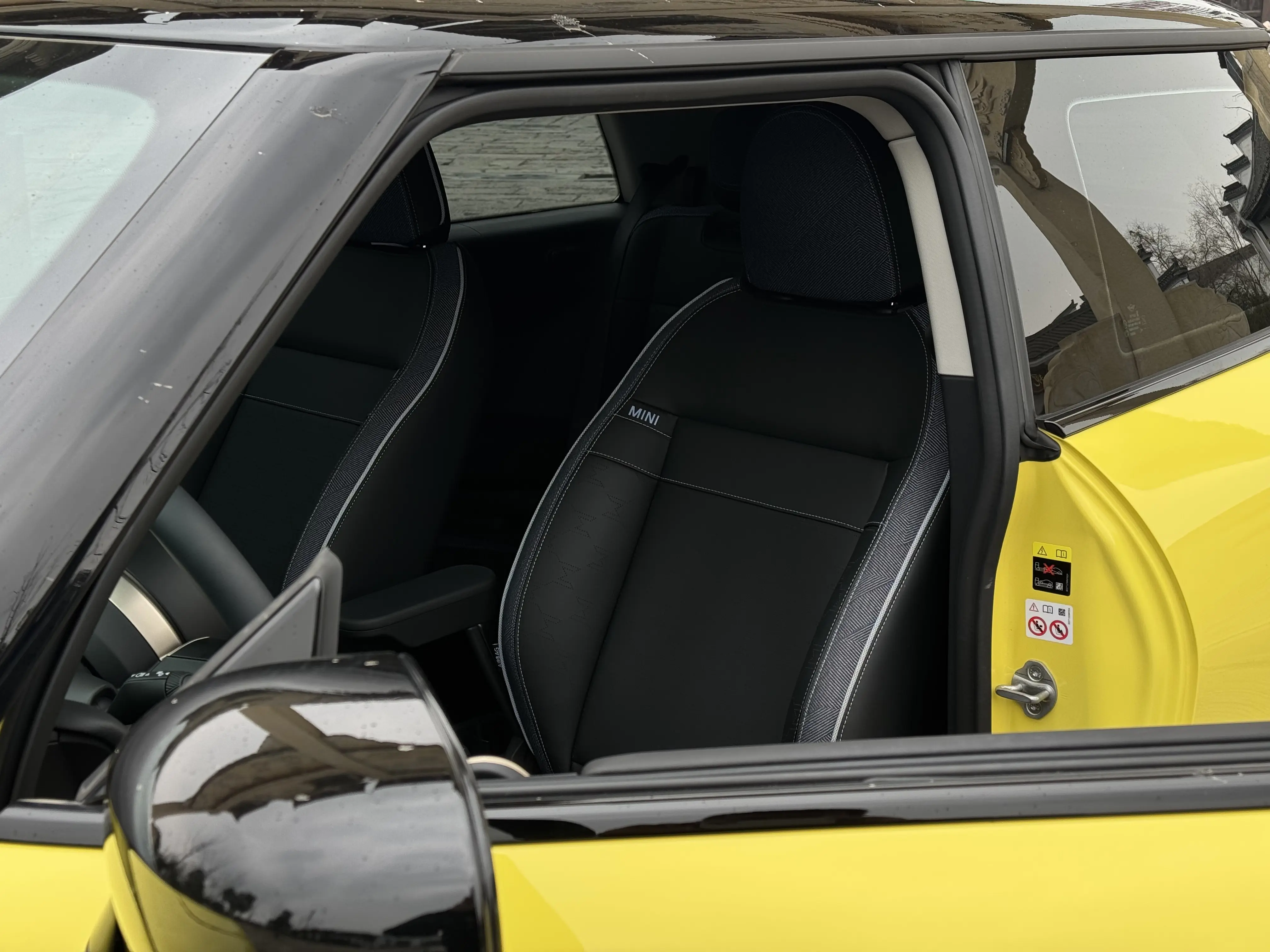 MINI ELECTRIC  COOPER  из Китая