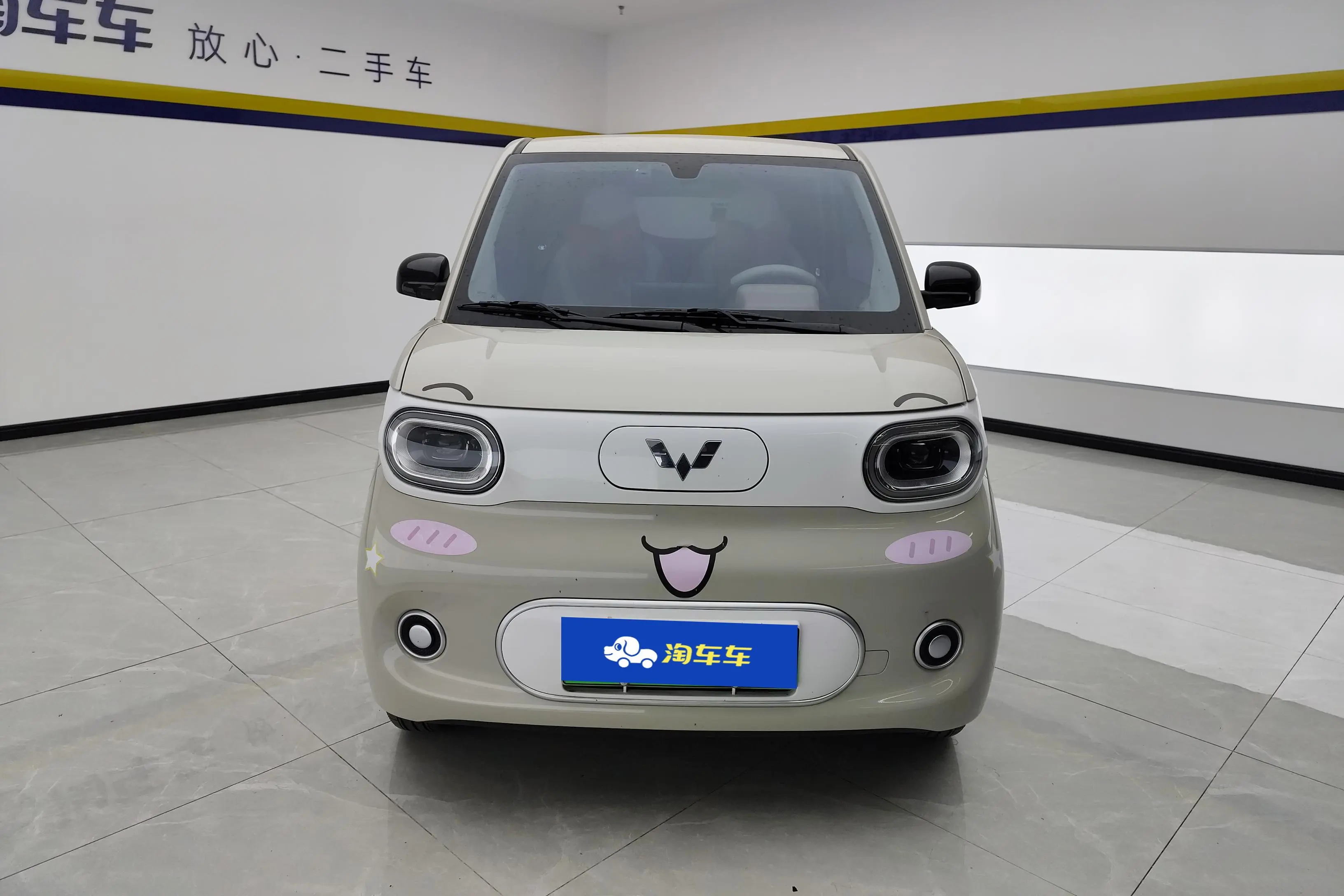 Wuling Hongguang MINIEV  из Китая