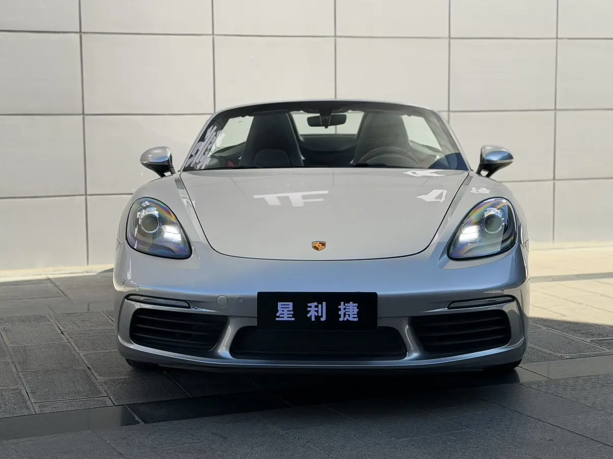 Porsche 718  из Китая