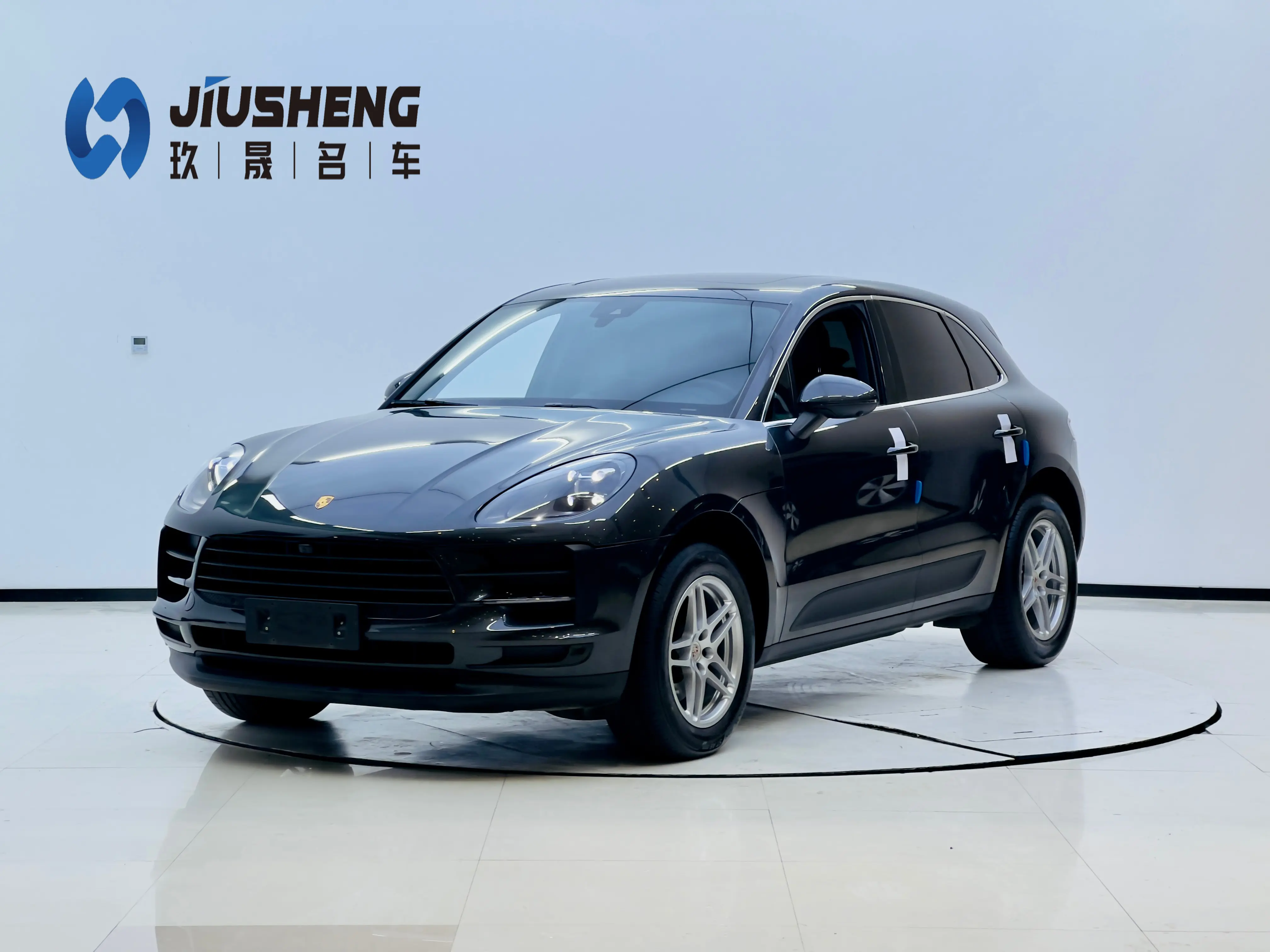 Porsche Macan  из Китая