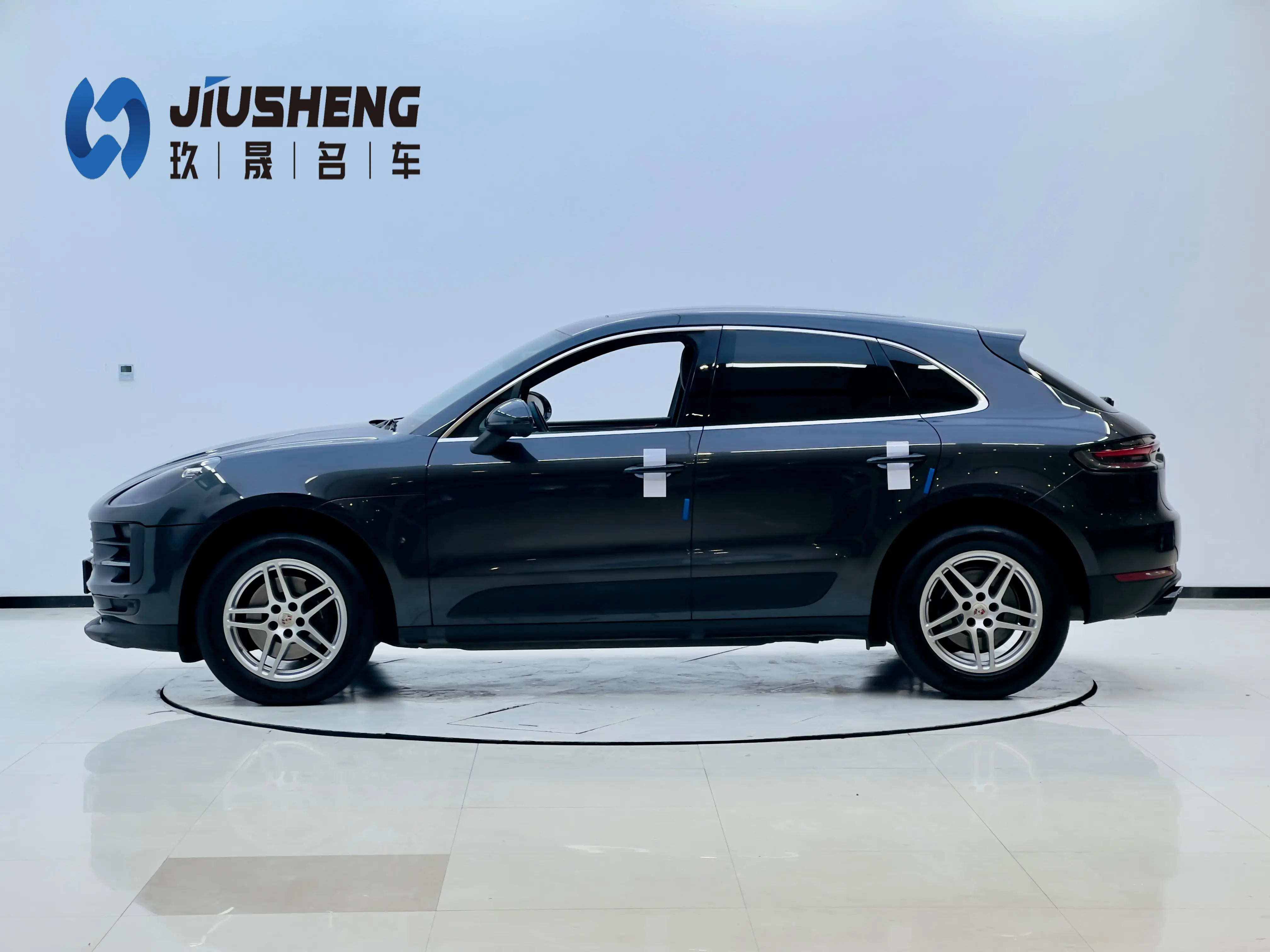 Porsche Macan  из Китая