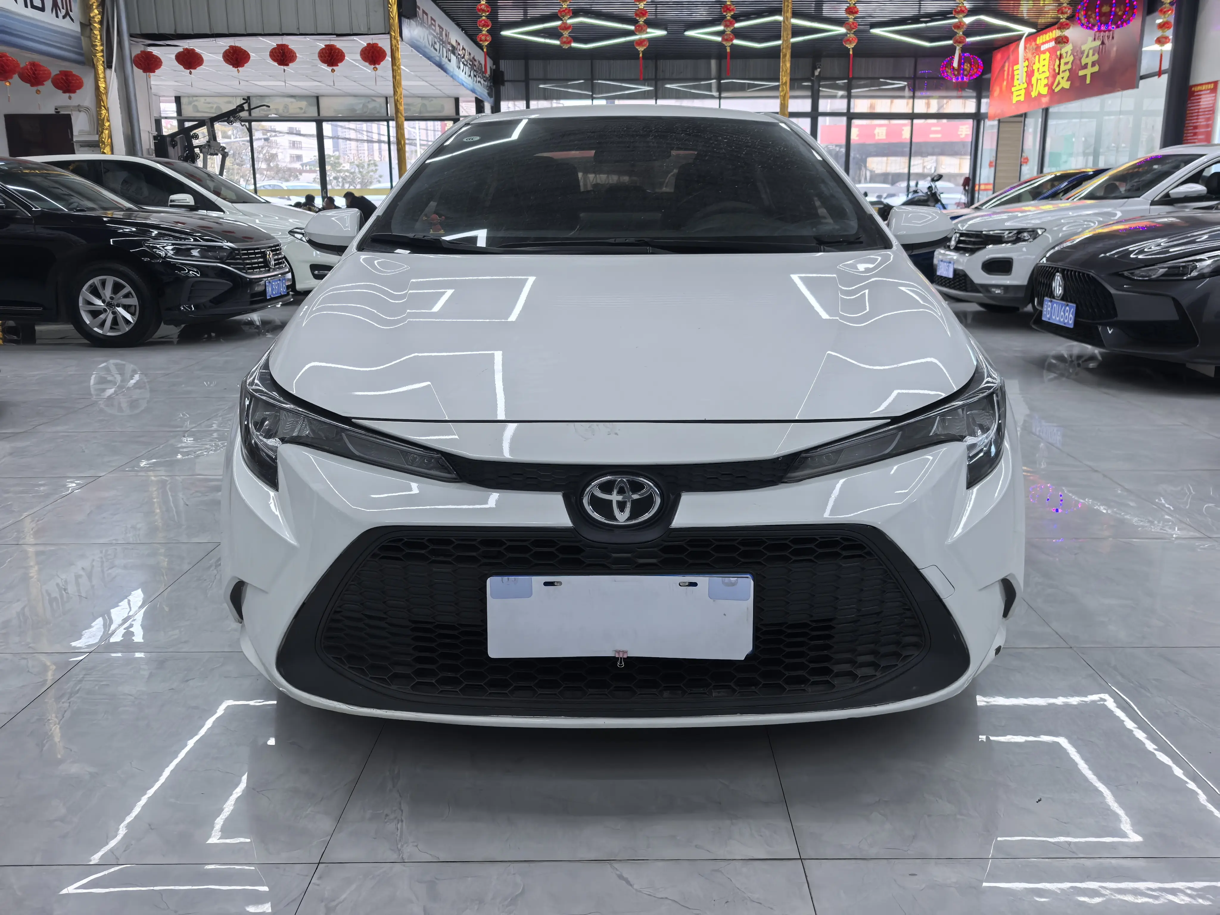 Toyota Levin (Lei Ling)  из Китая