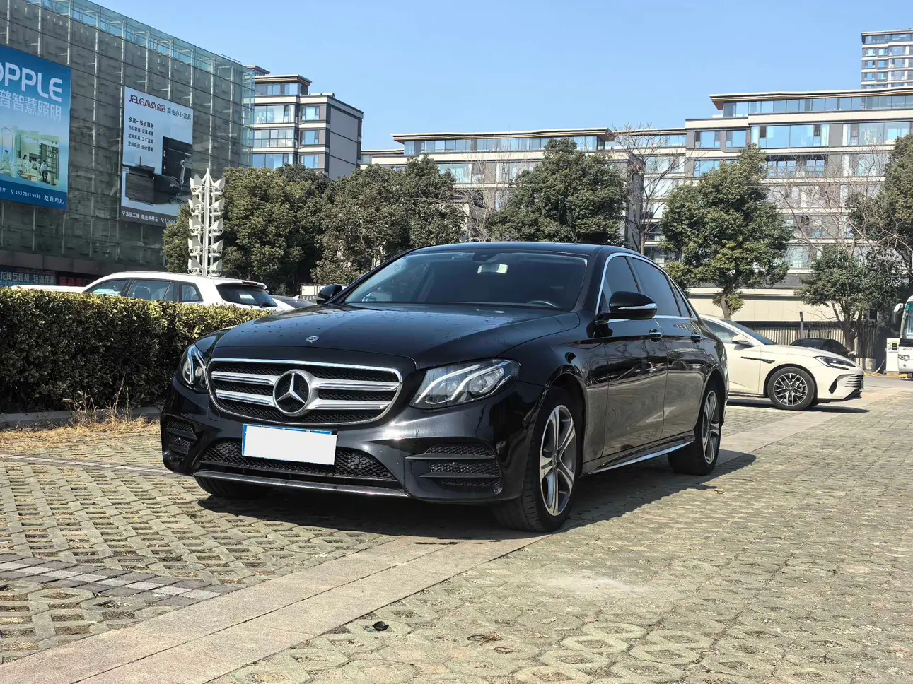 Mercedes-Benz E-Class  из Китая
