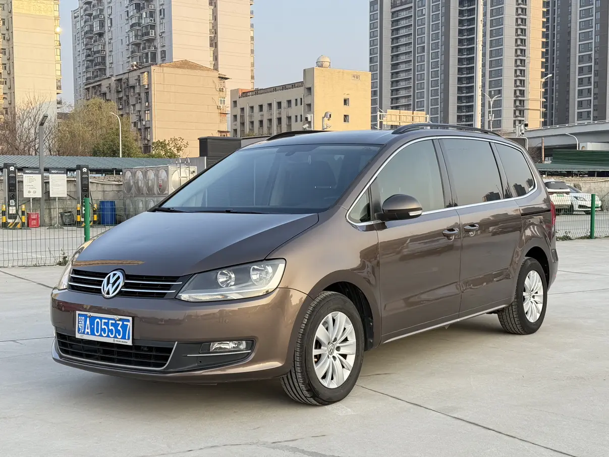 Volkswagen Sharon  из Китая