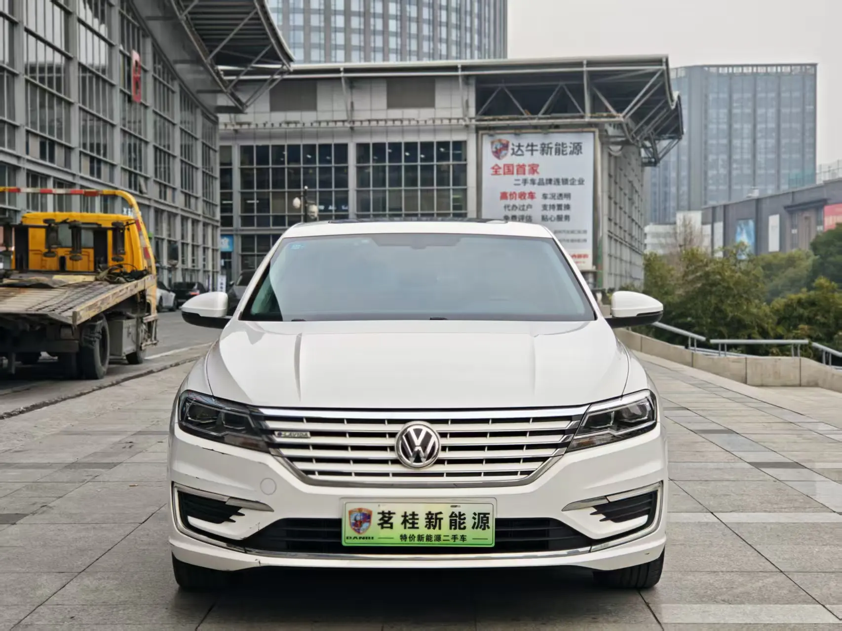 Volkswagen Lavida pure electric  из Китая