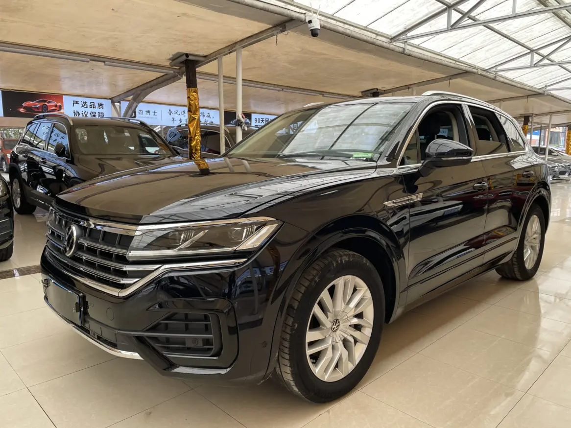Volkswagen Touareg  из Китая