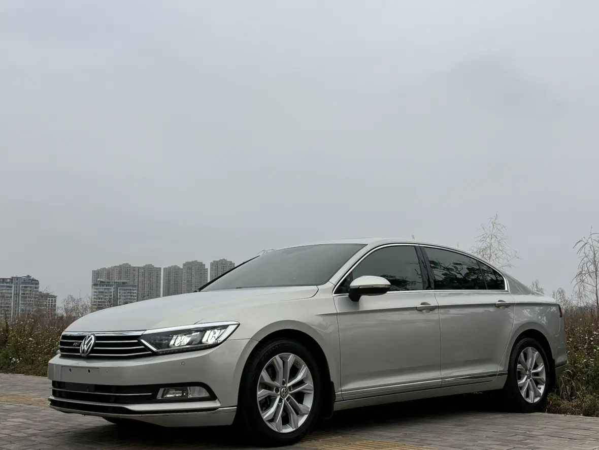 Volkswagen Magotan  из Китая