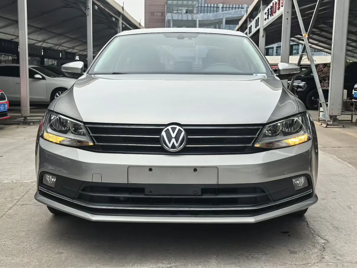 Volkswagen Sagitar  из Китая