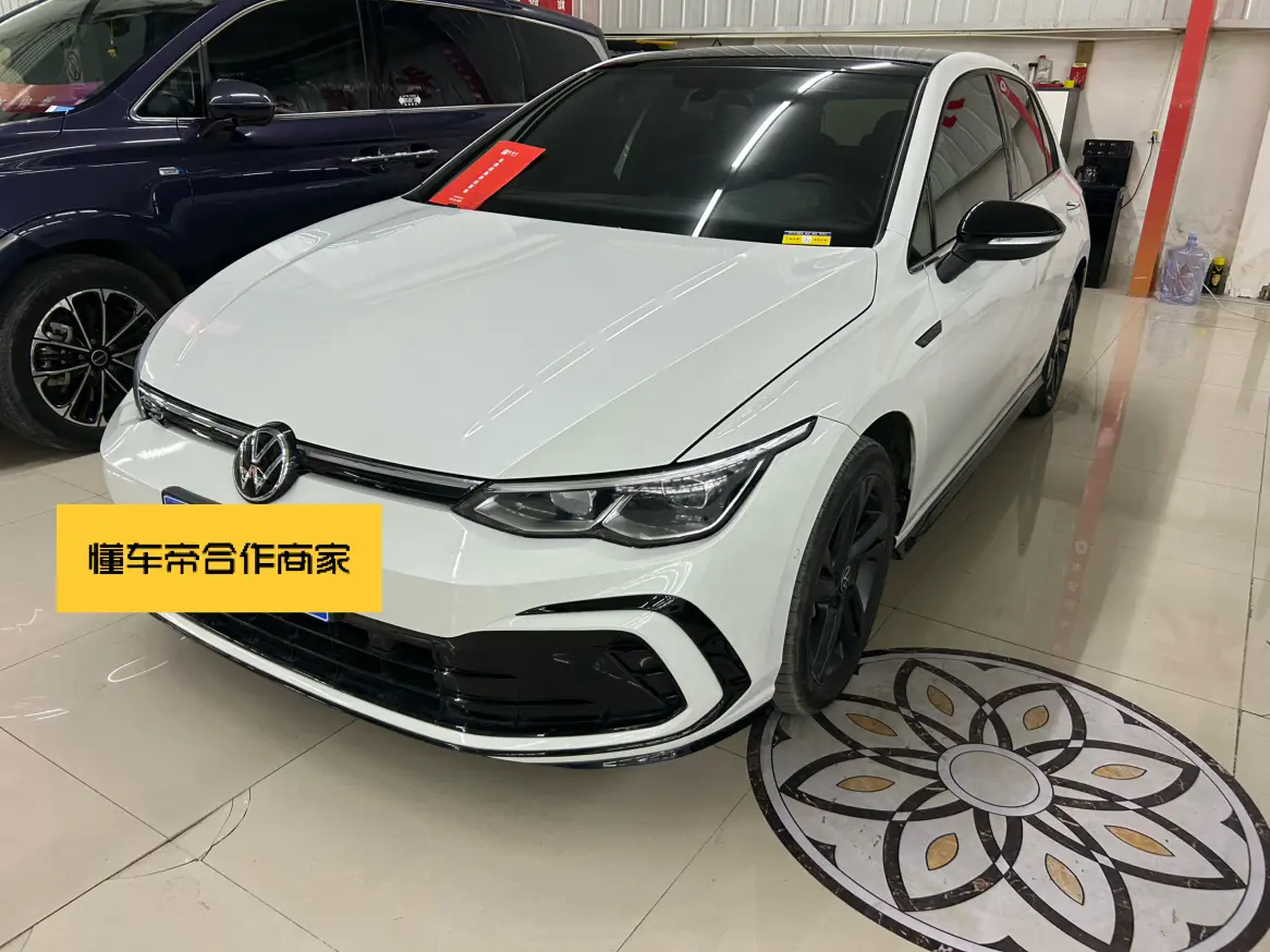 Volkswagen Golf  из Китая