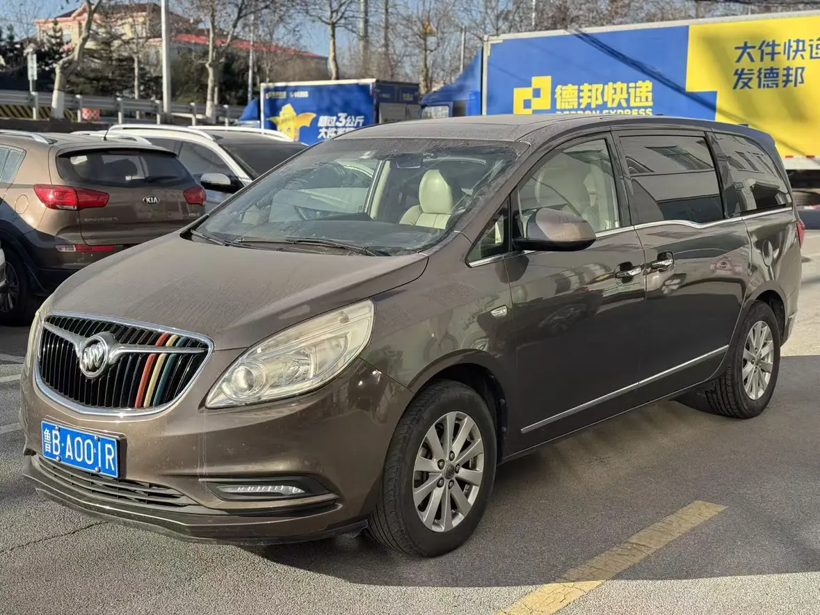 Buick GL8  из Китая