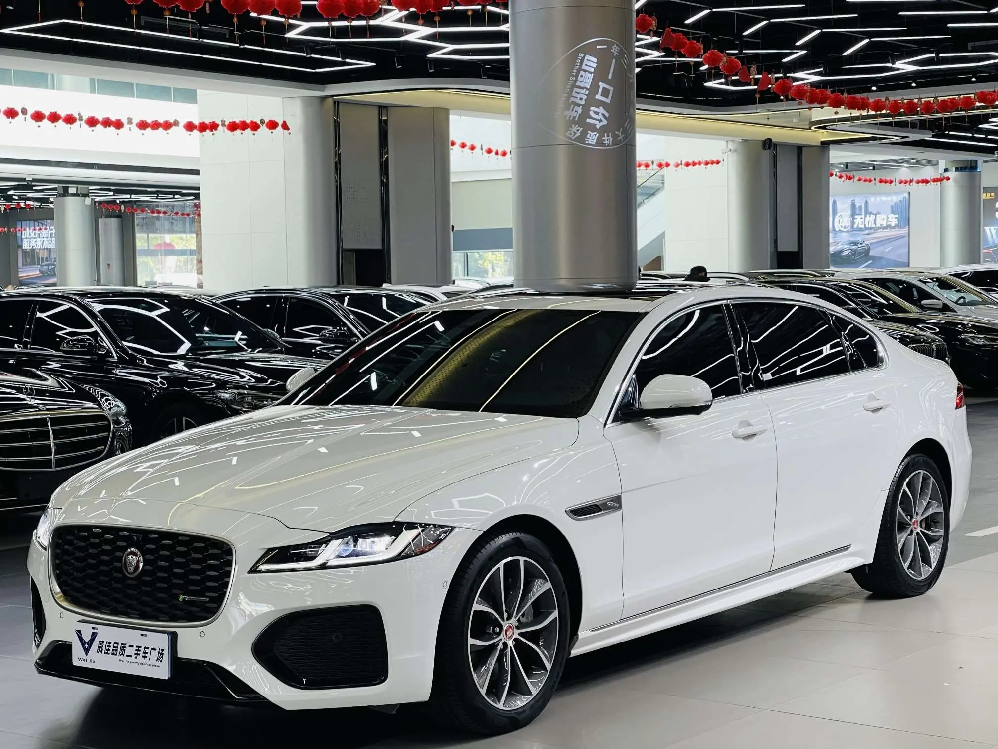 Jaguar XFL  из Китая