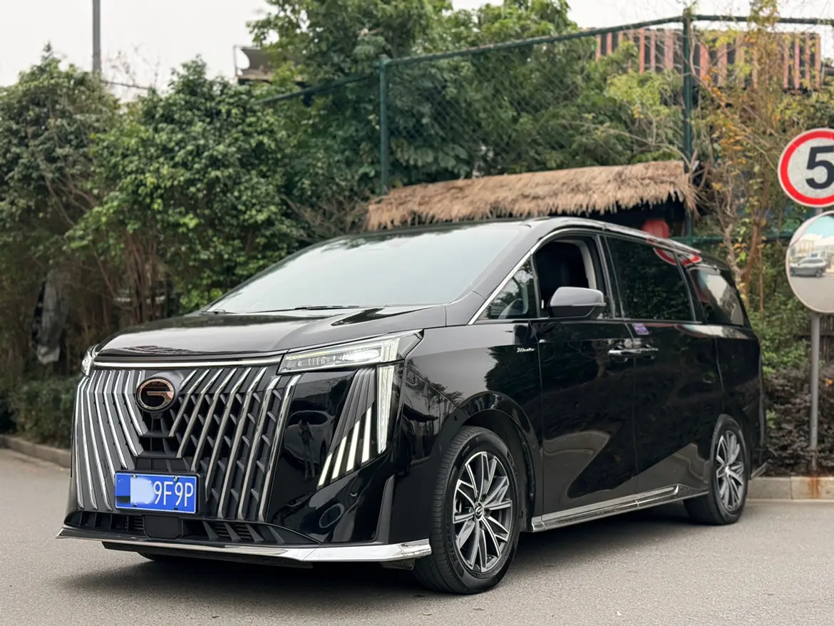 GAC Trumpchi M8  из Китая