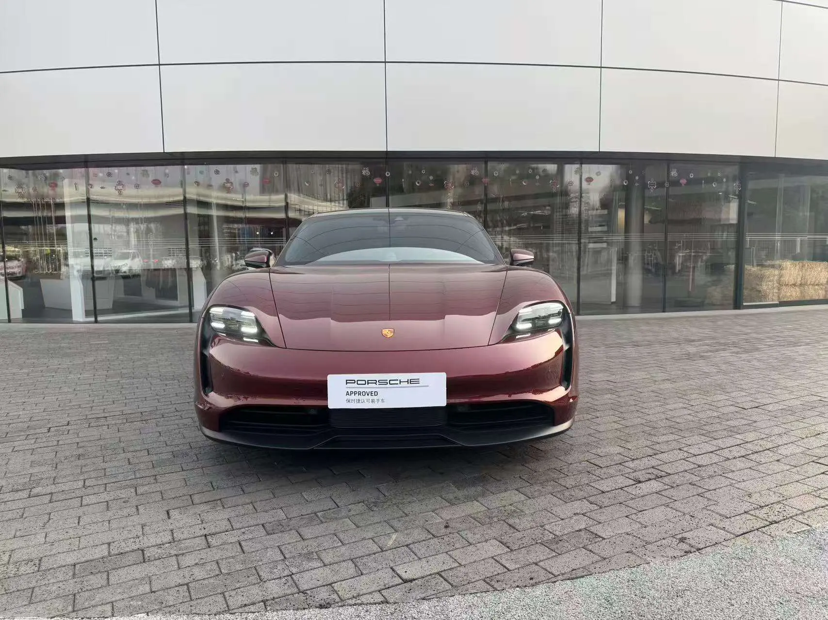 Porsche Taycan  из Китая