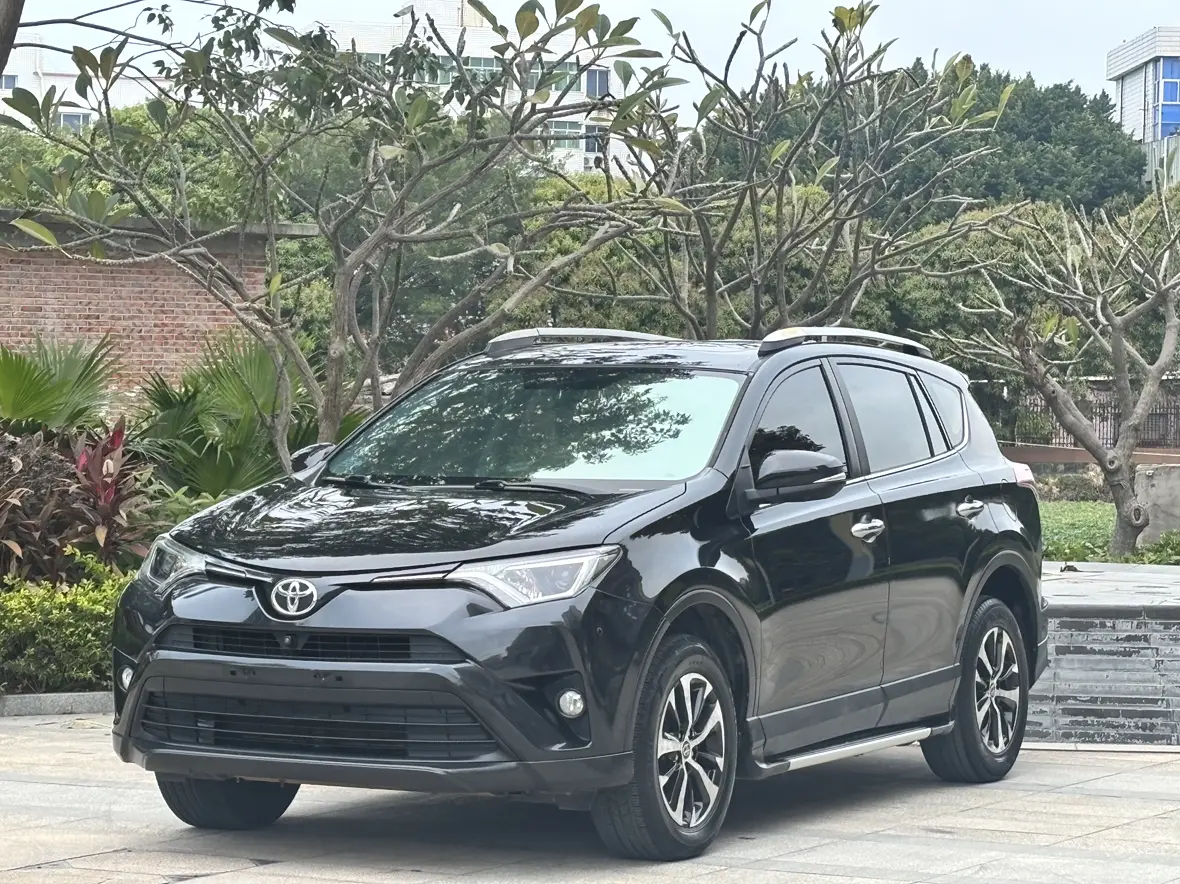 Toyota RAV4  из Китая