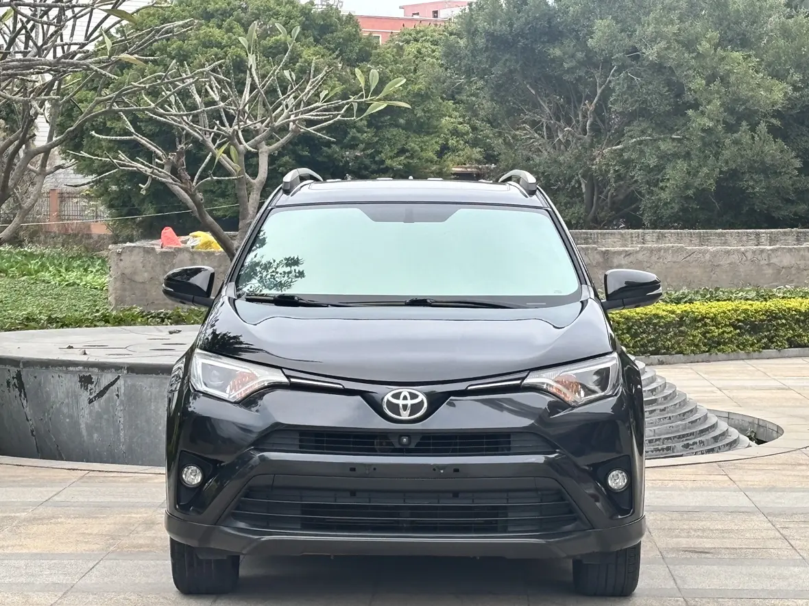 Toyota RAV4  из Китая