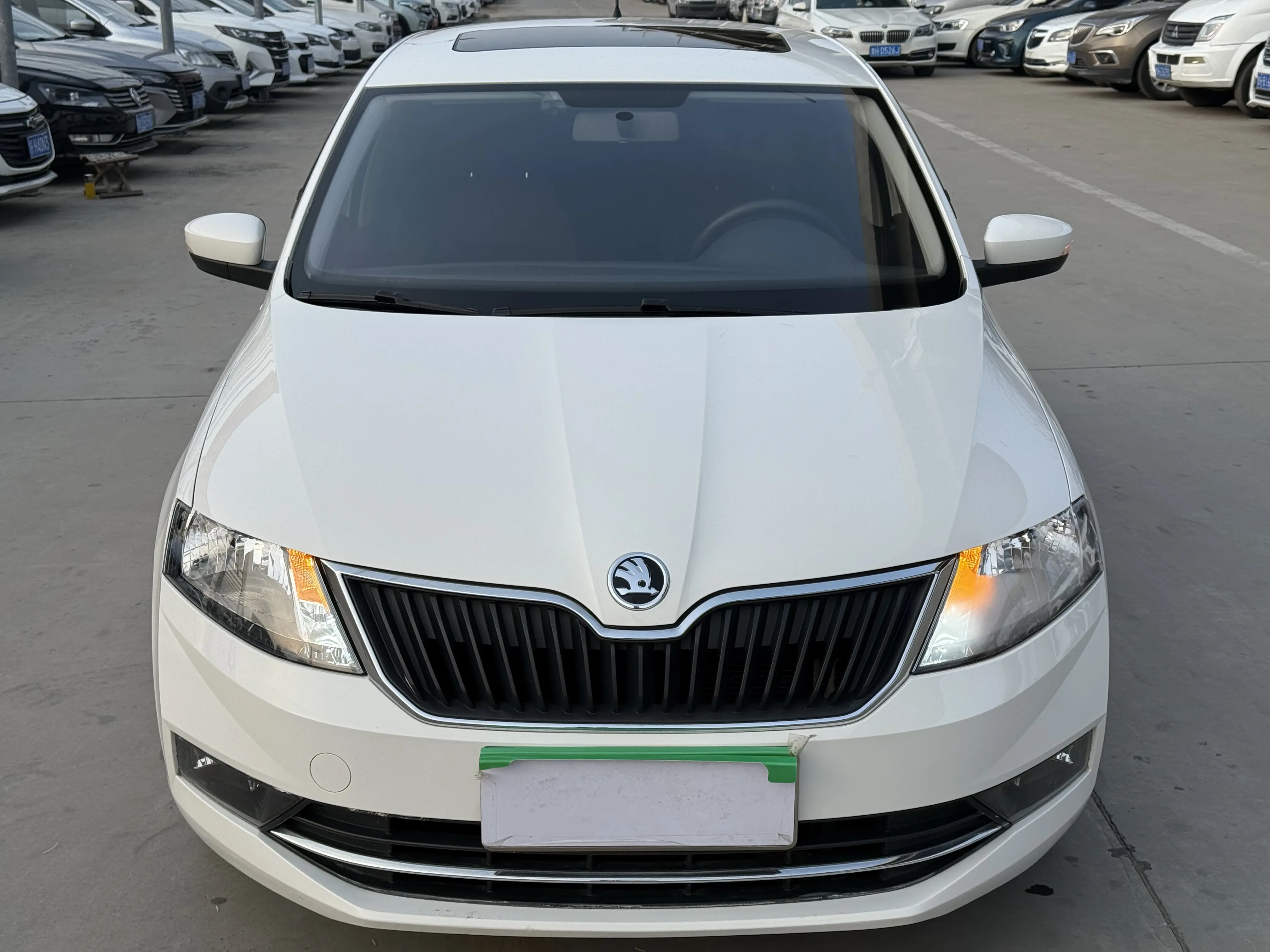 Skoda Xin Dong  из Китая